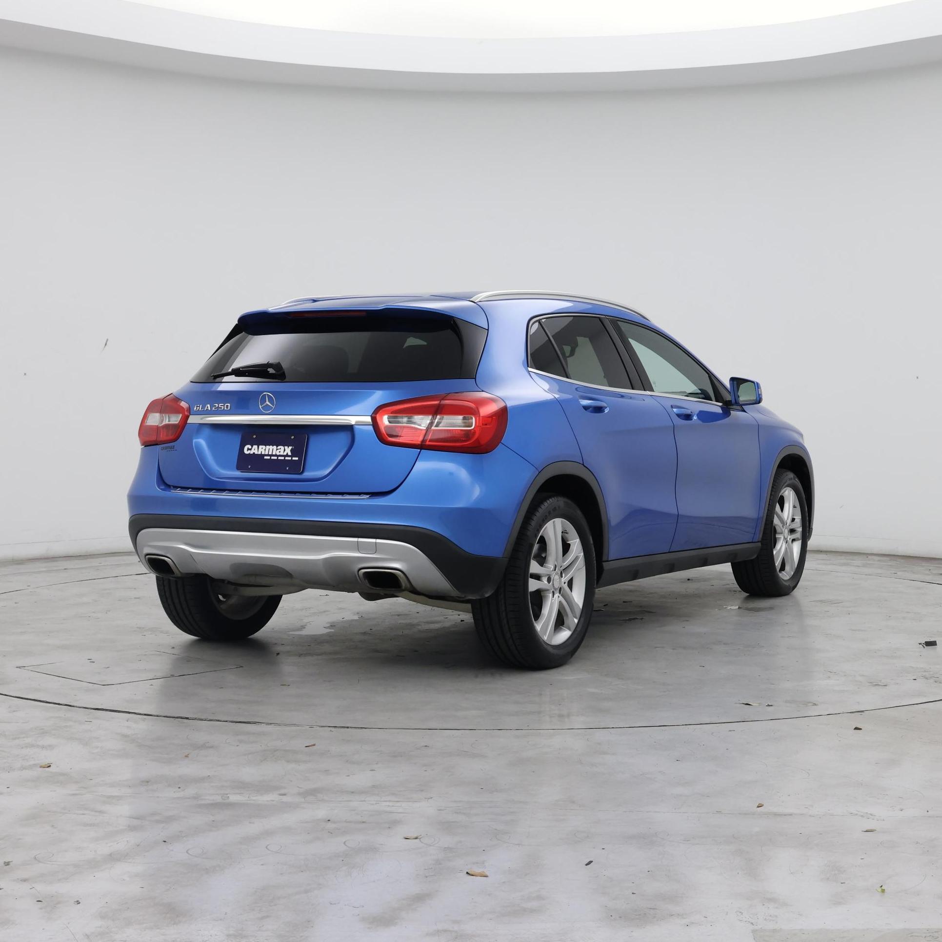 Thumbnail: 2016 Mercedes-Benz GLA - 8