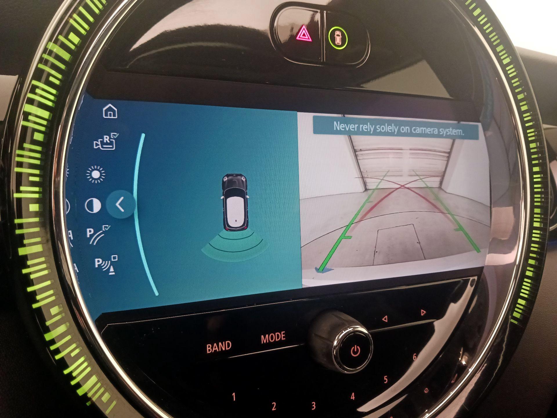 Thumbnail: 2023 MINI Cooper Hardtop - 15