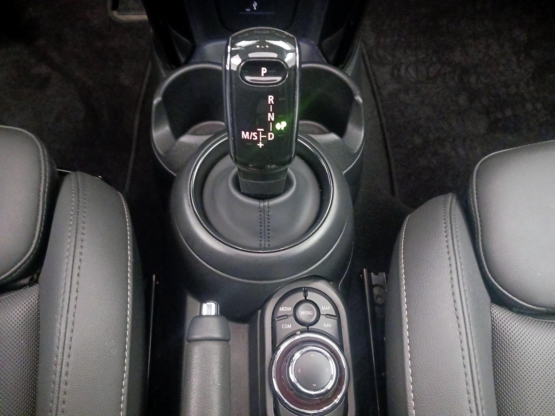 Thumbnail: 2023 MINI Cooper Hardtop - 18