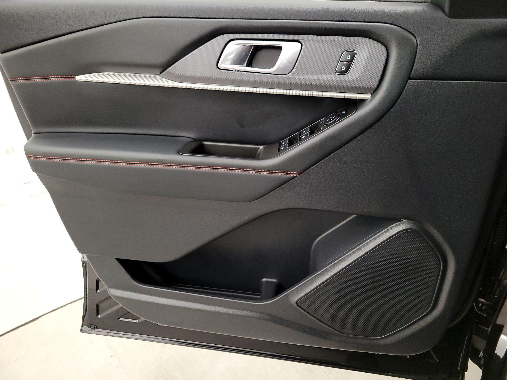 Thumbnail: 2025 Ford Explorer - 12