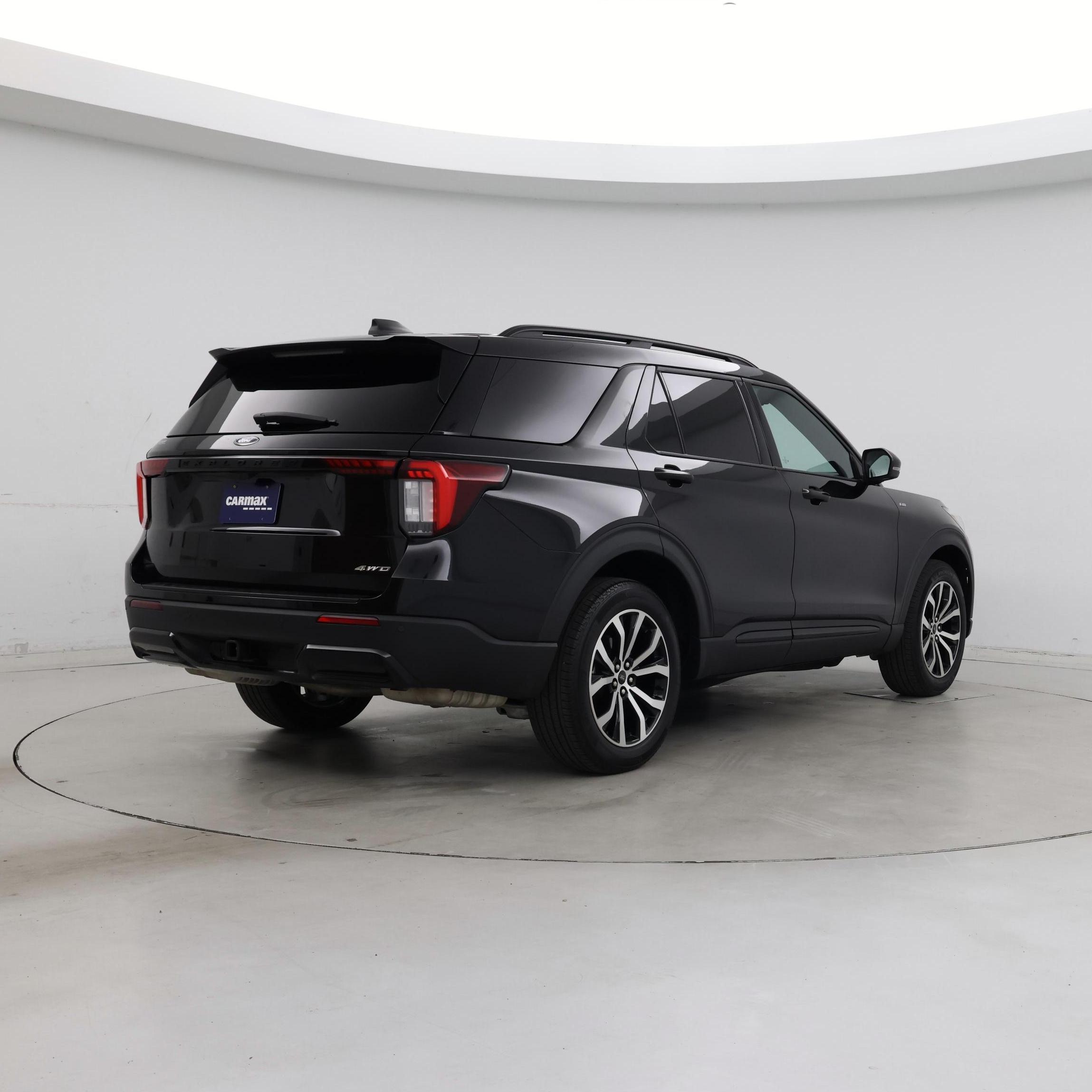 Thumbnail: 2025 Ford Explorer - 8