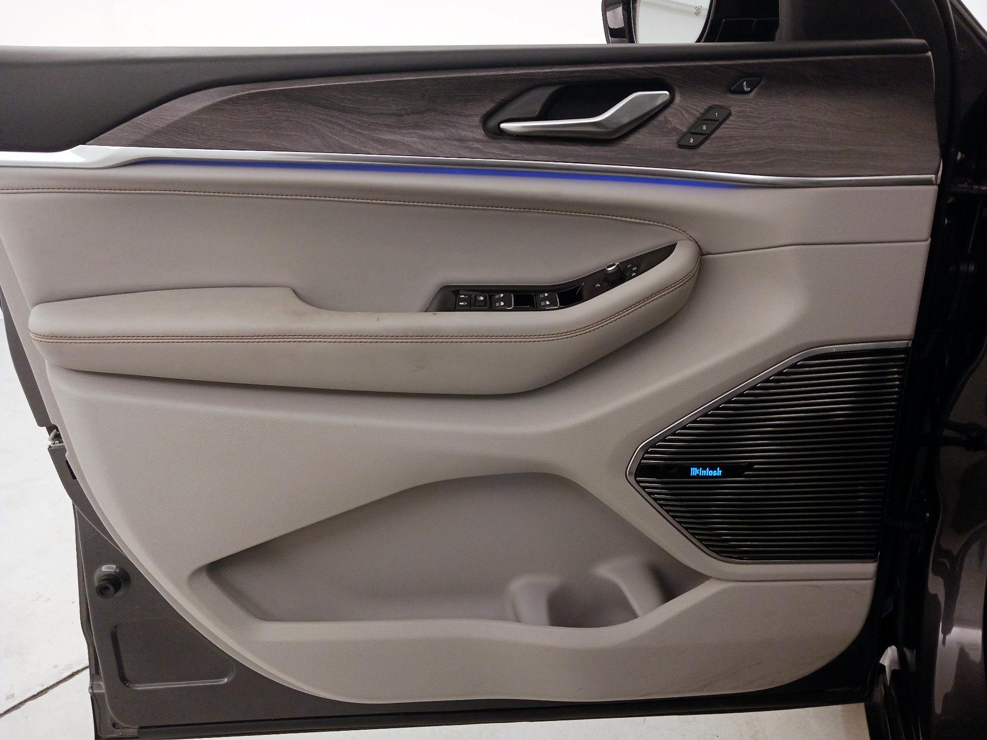 Thumbnail: 2021 Jeep Grand Cherokee L - 12