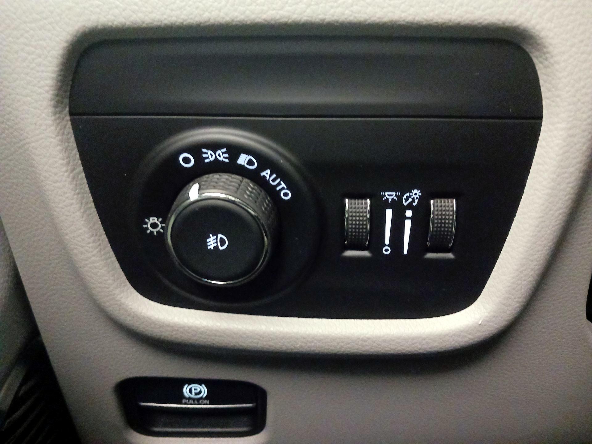 Thumbnail: 2021 Jeep Grand Cherokee L - 13