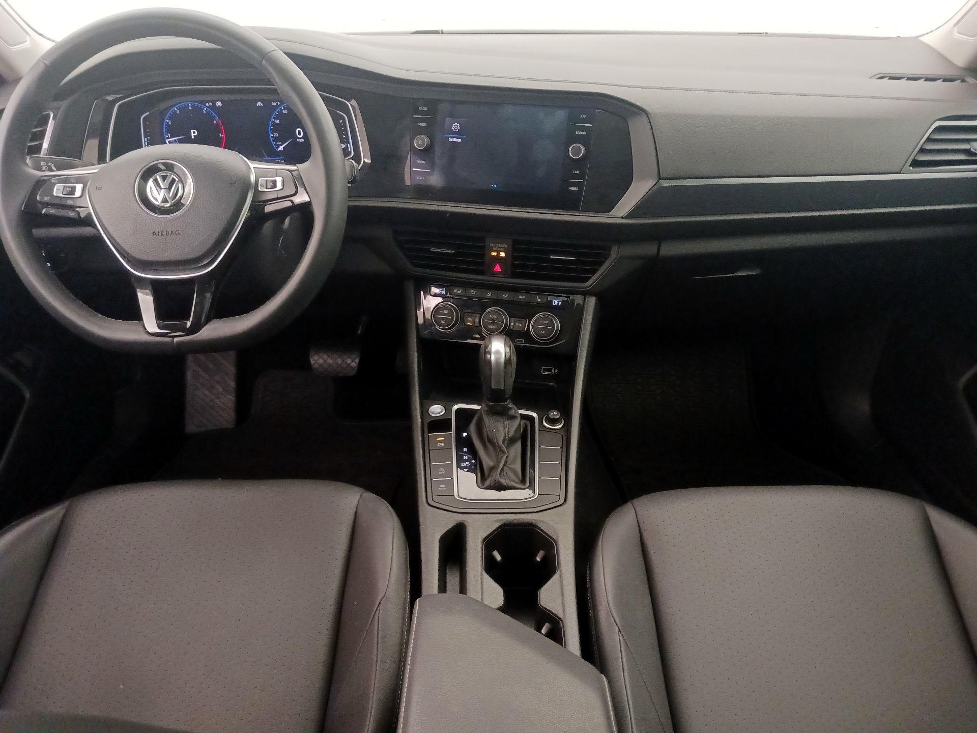 Thumbnail: 2020 Volkswagen Jetta - 9