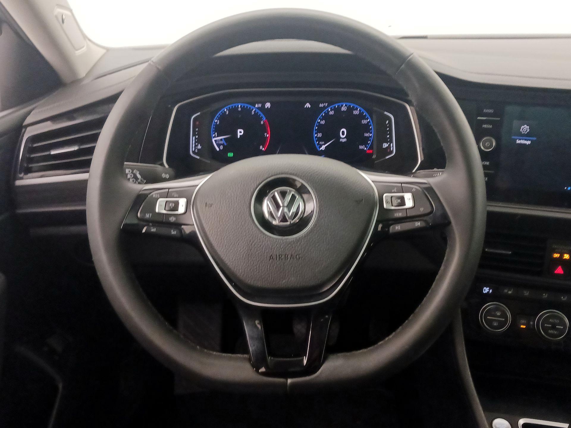 Thumbnail: 2020 Volkswagen Jetta - 10