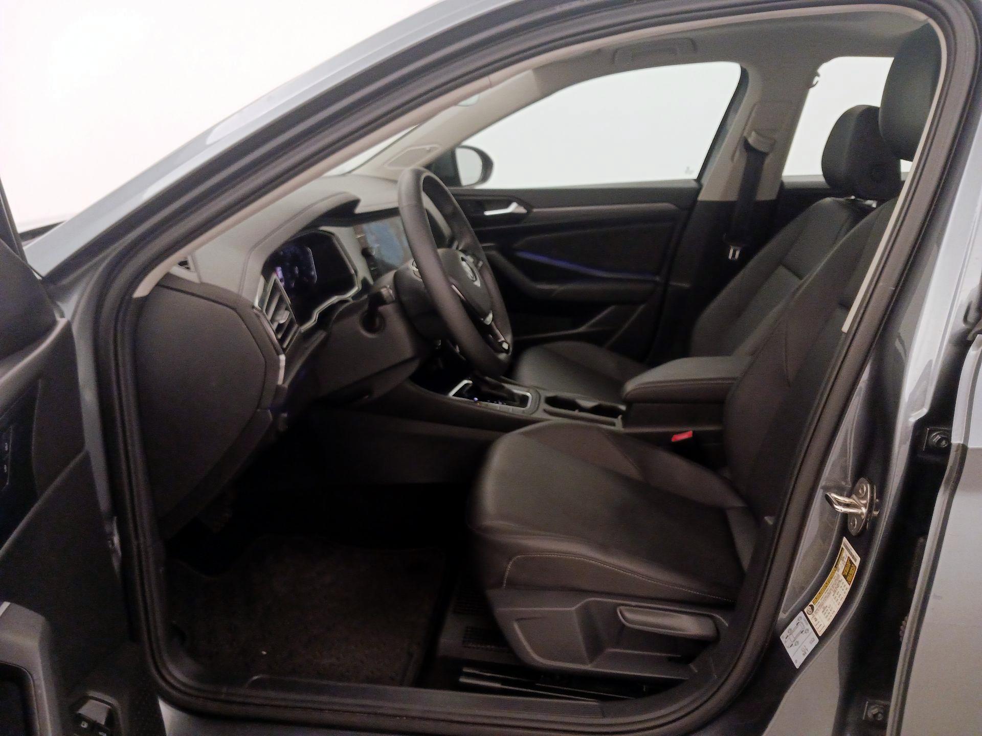 Thumbnail: 2020 Volkswagen Jetta - 11