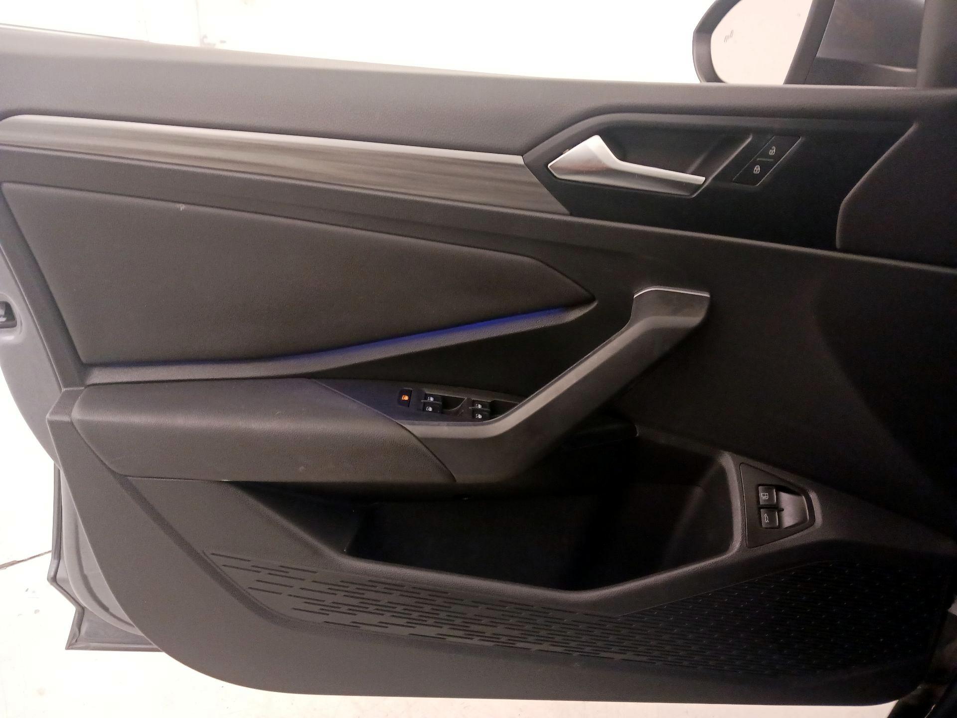 Thumbnail: 2020 Volkswagen Jetta - 12