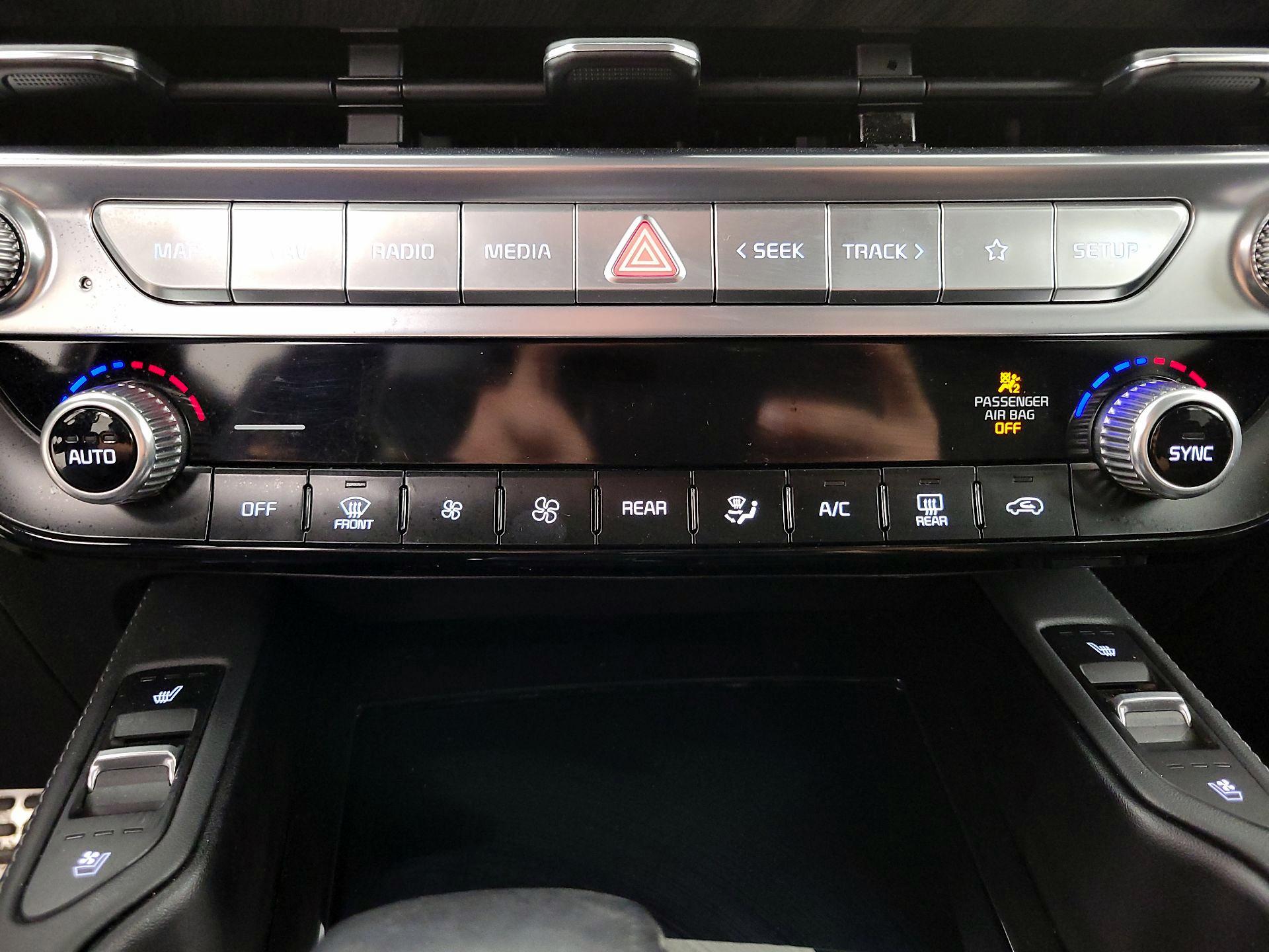 Thumbnail: 2024 Kia Telluride - 17