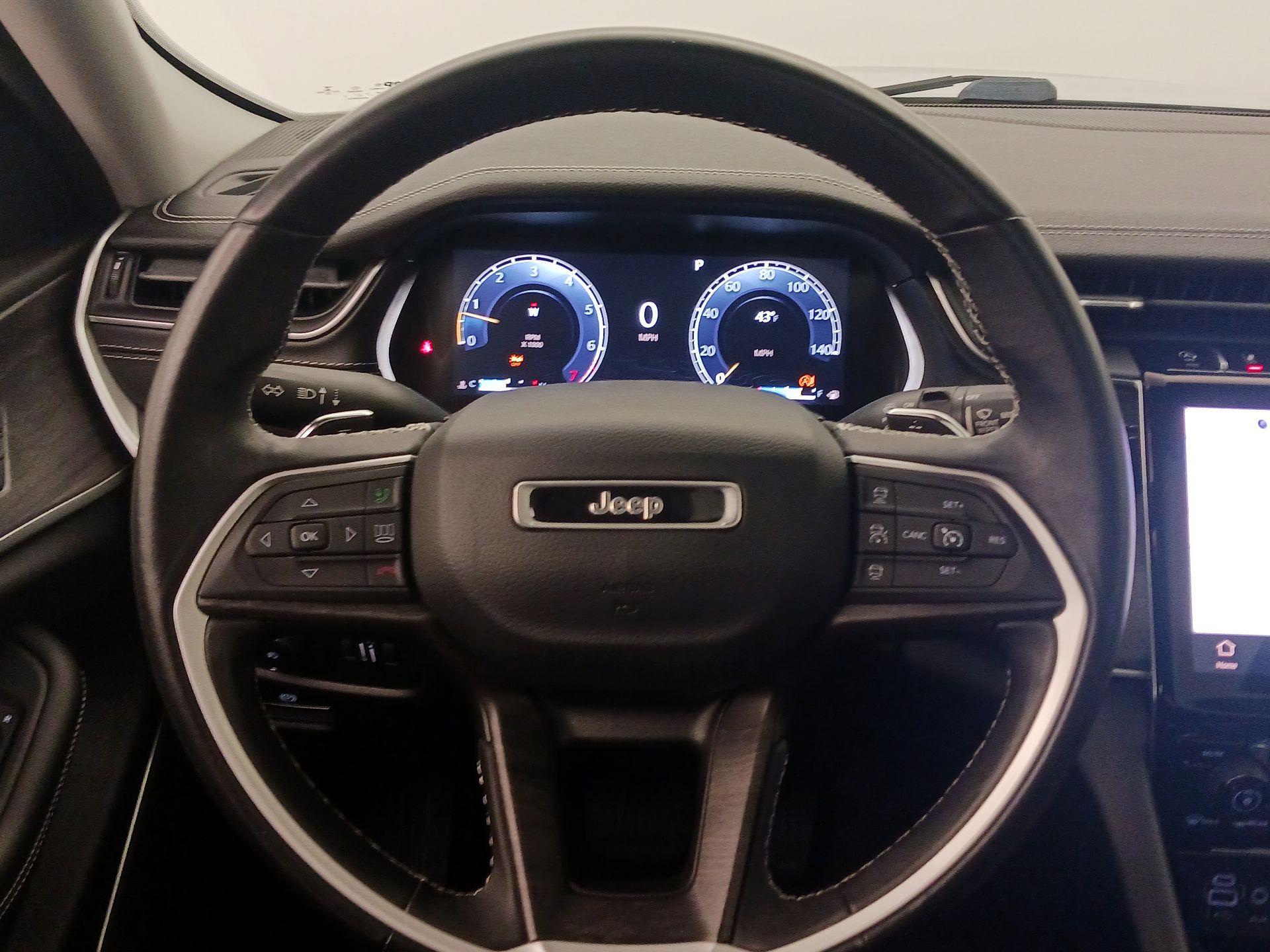 Thumbnail: 2022 Jeep Grand Cherokee - 10