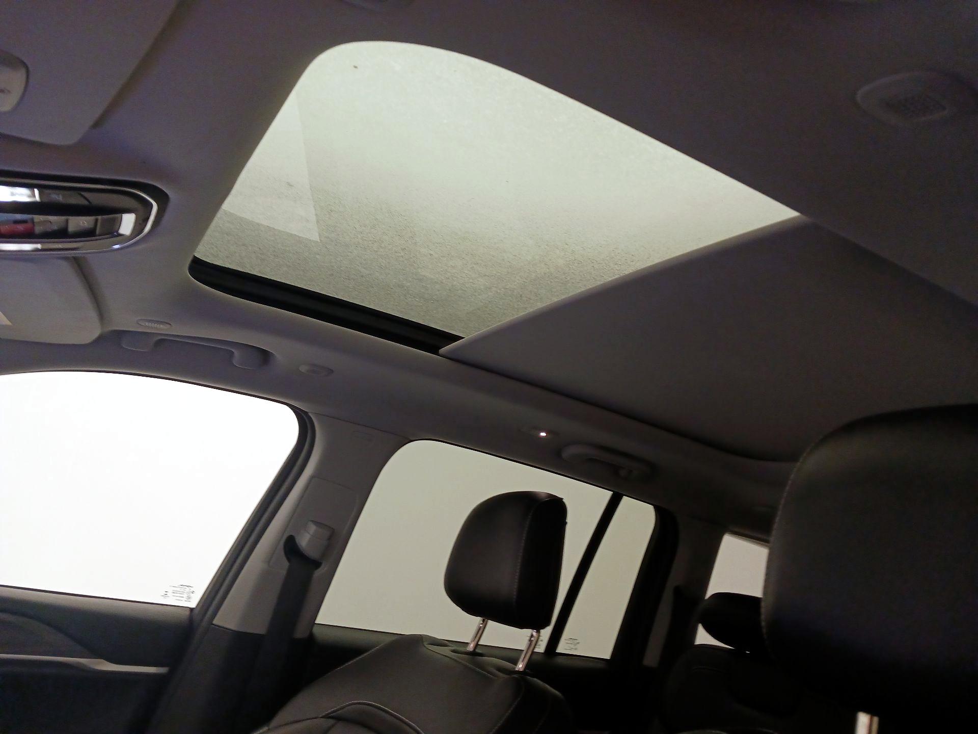 Thumbnail: 2022 Jeep Grand Cherokee - 20