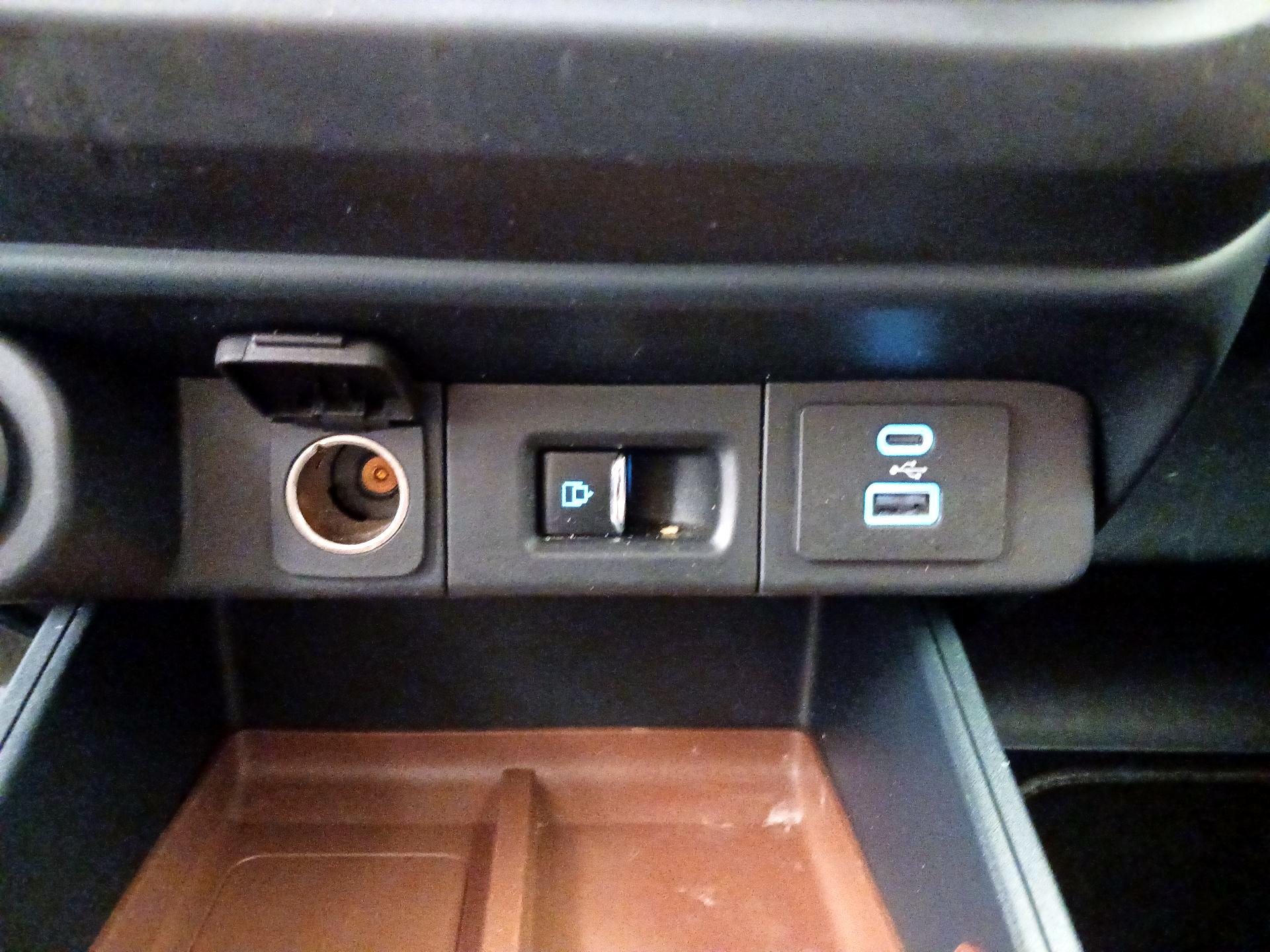 Thumbnail: 2022 Ford Maverick - 18