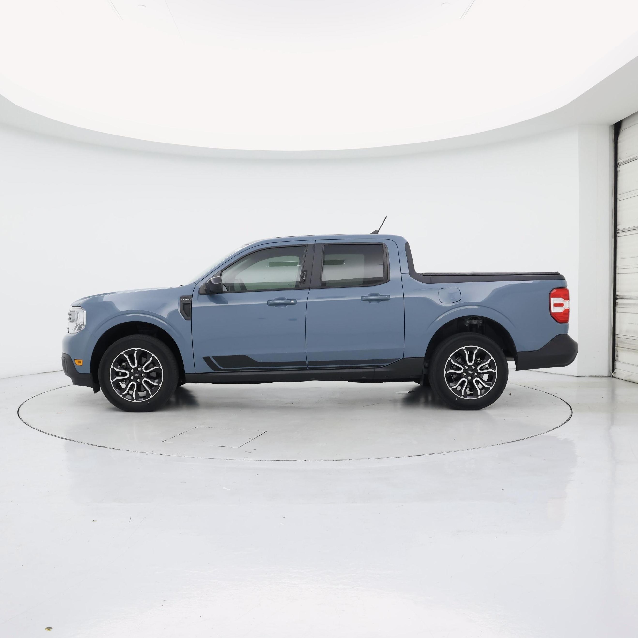 Thumbnail: 2022 Ford Maverick - 3