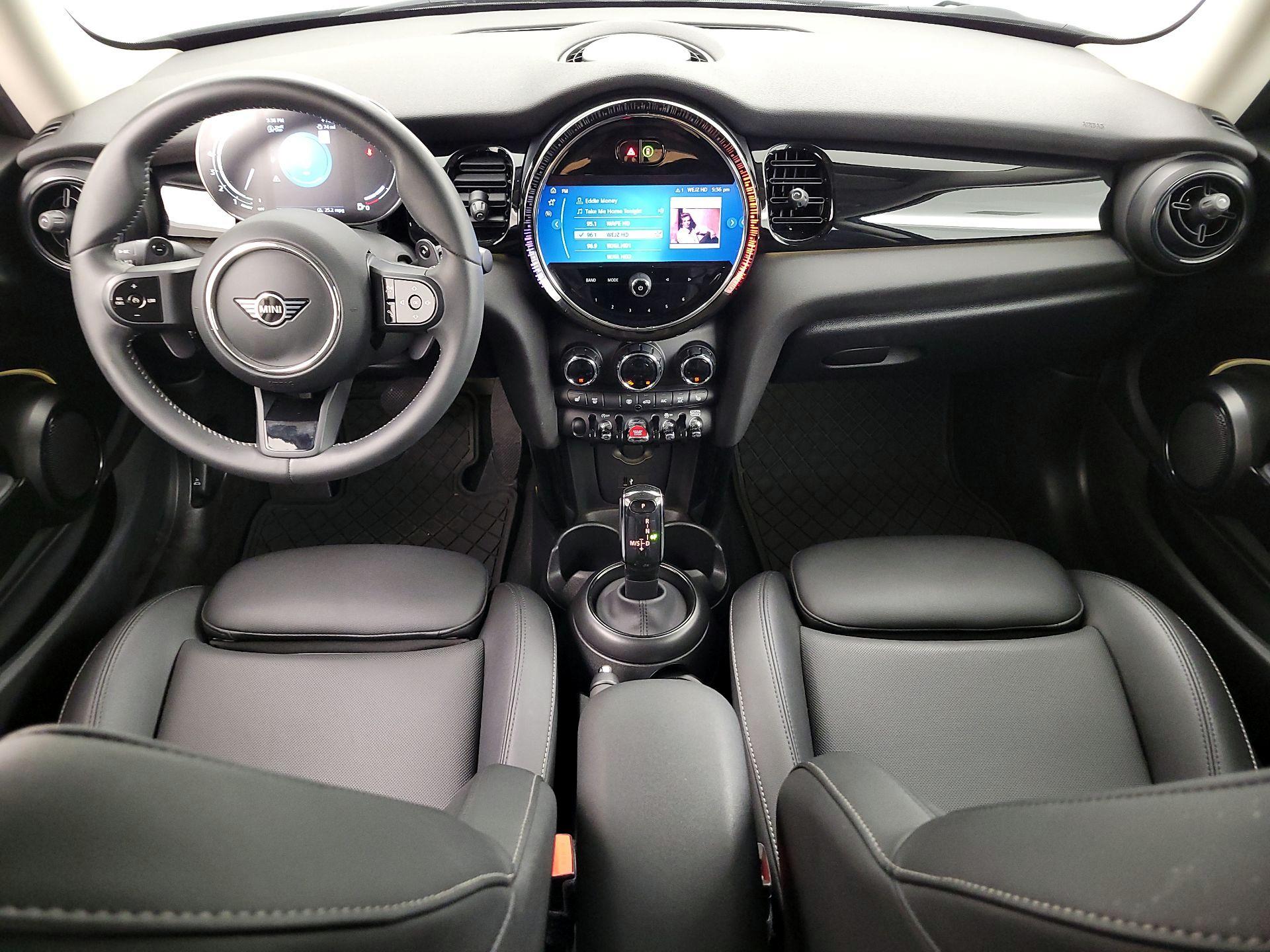 Thumbnail: 2024 MINI Cooper Hardtop - 9