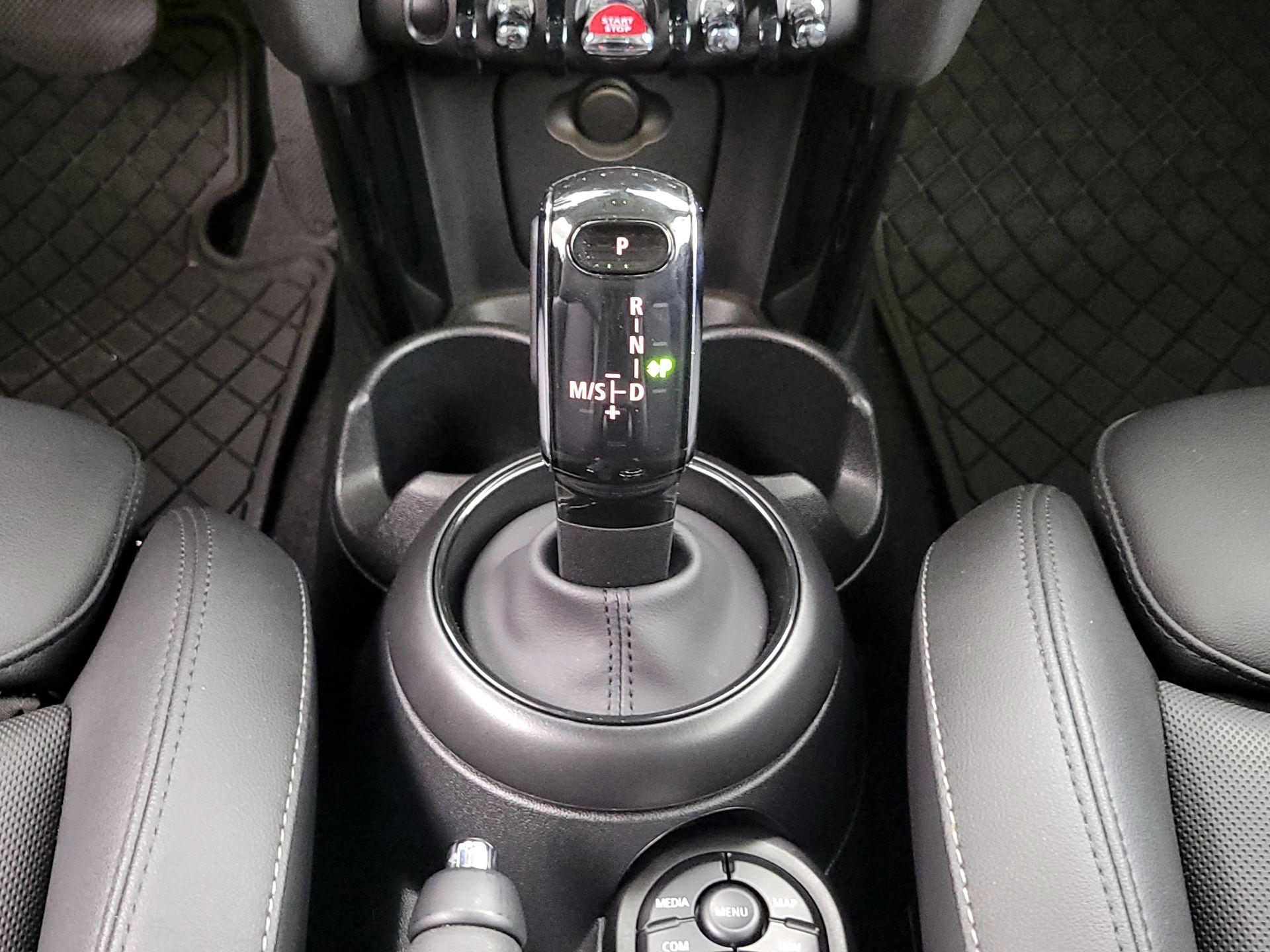 Thumbnail: 2024 MINI Cooper Hardtop - 18