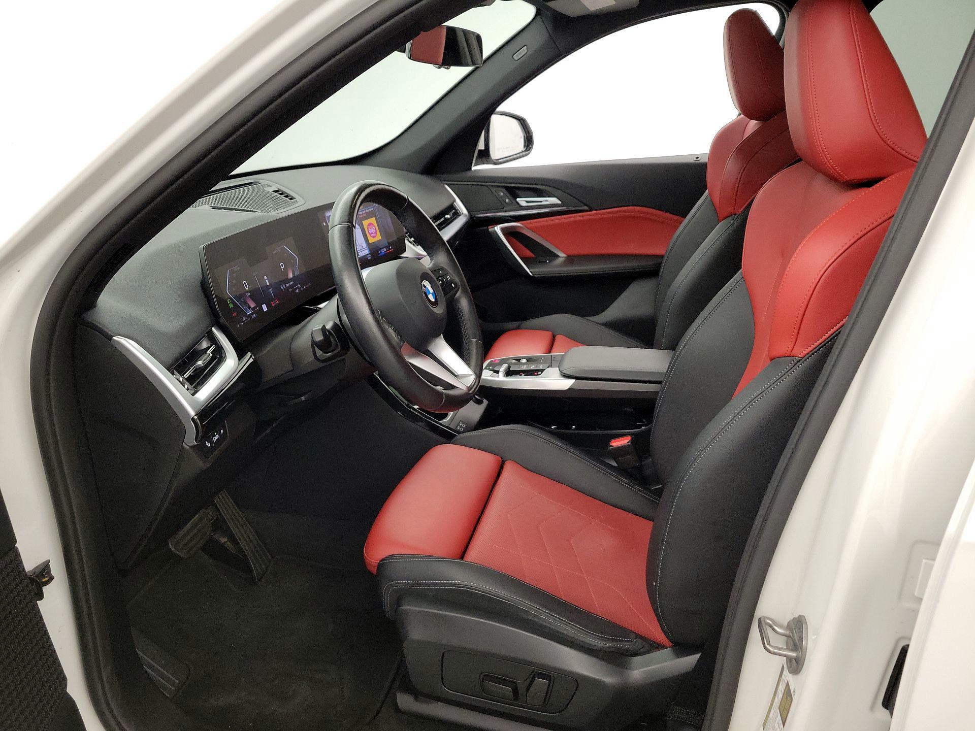 Thumbnail: 2023 BMW X1 - 11