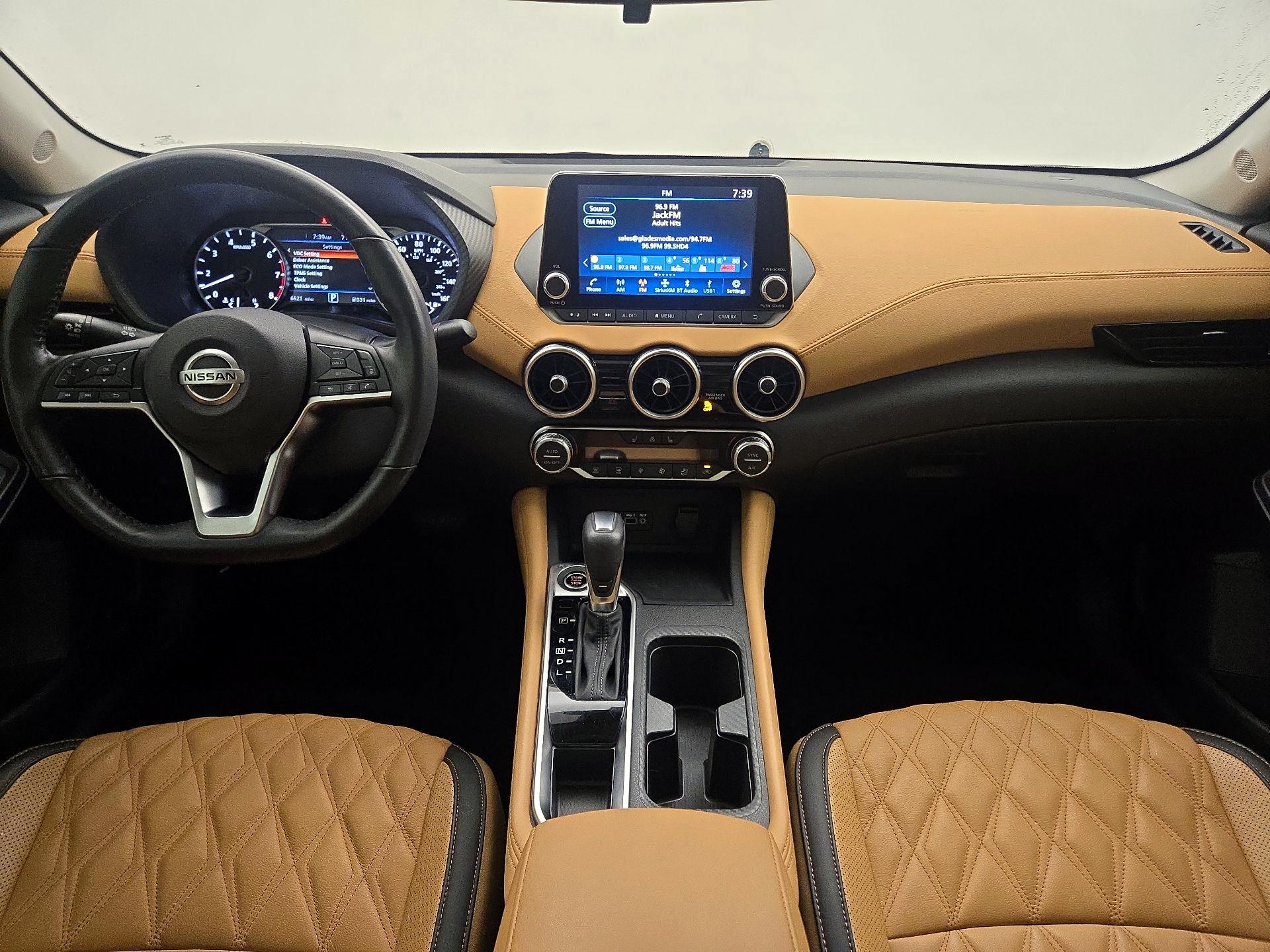 Thumbnail: 2023 Nissan Sentra - 9