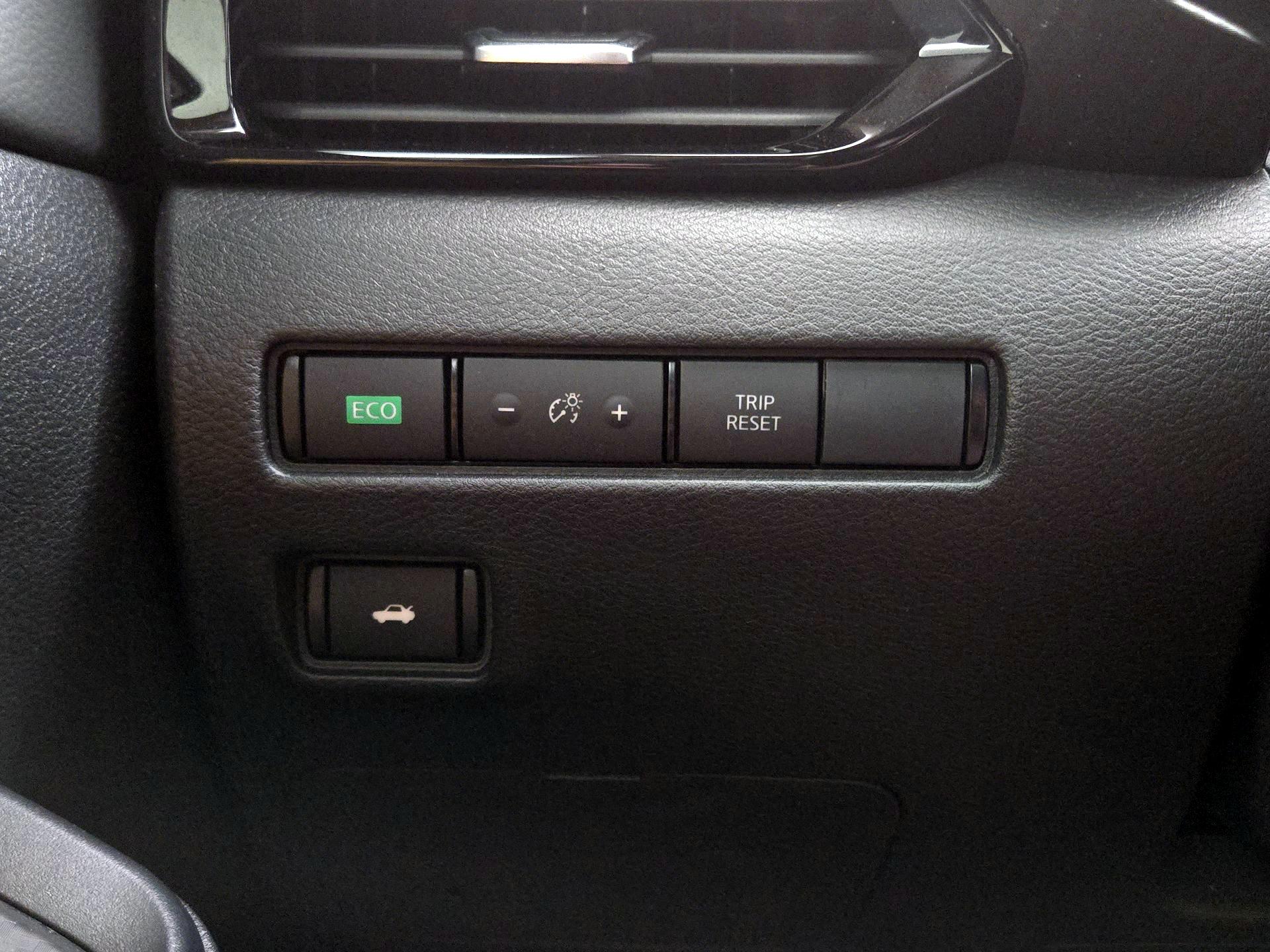 Thumbnail: 2023 Nissan Sentra - 13