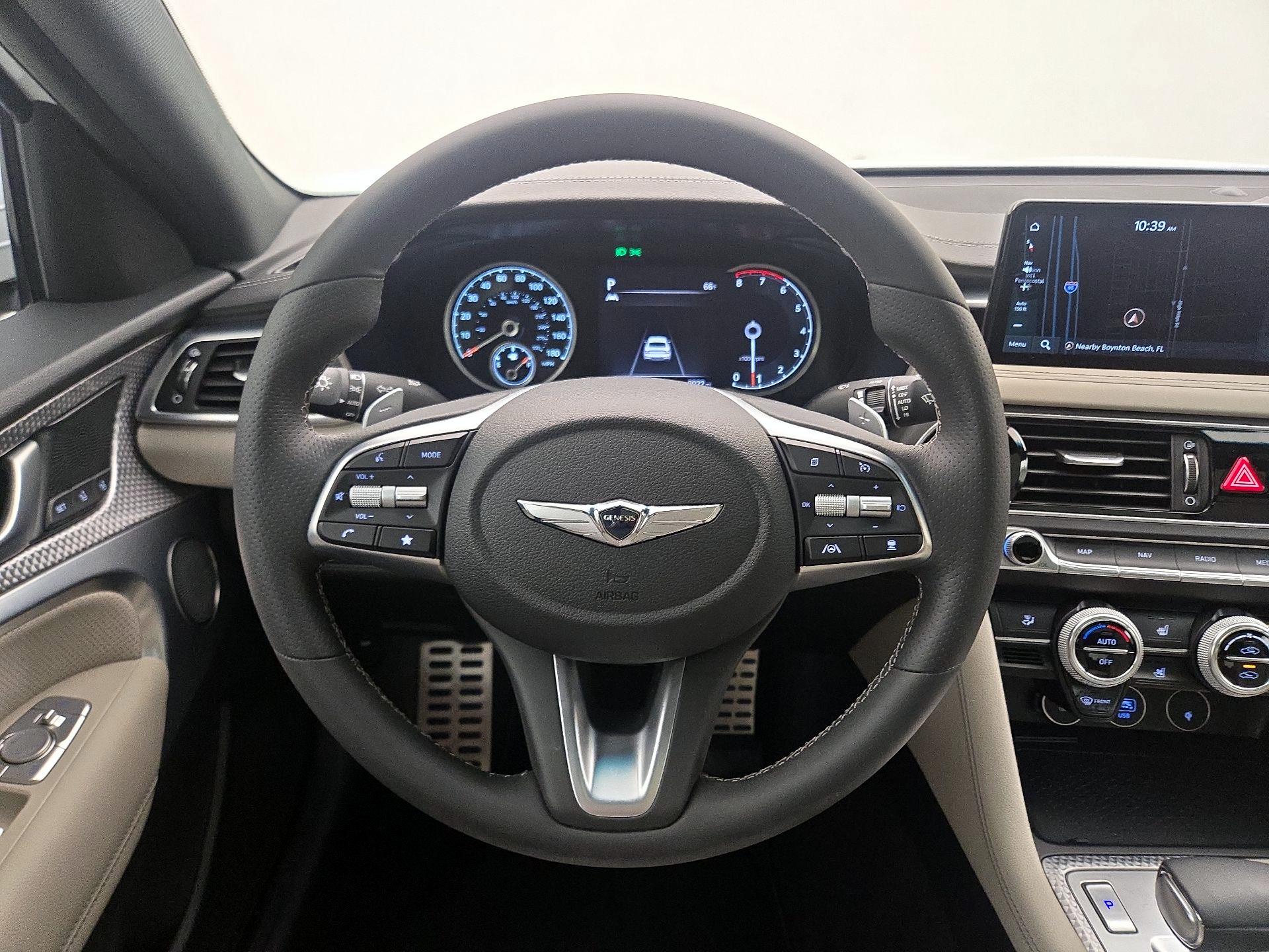 Thumbnail: 2023 Genesis G70 - 10