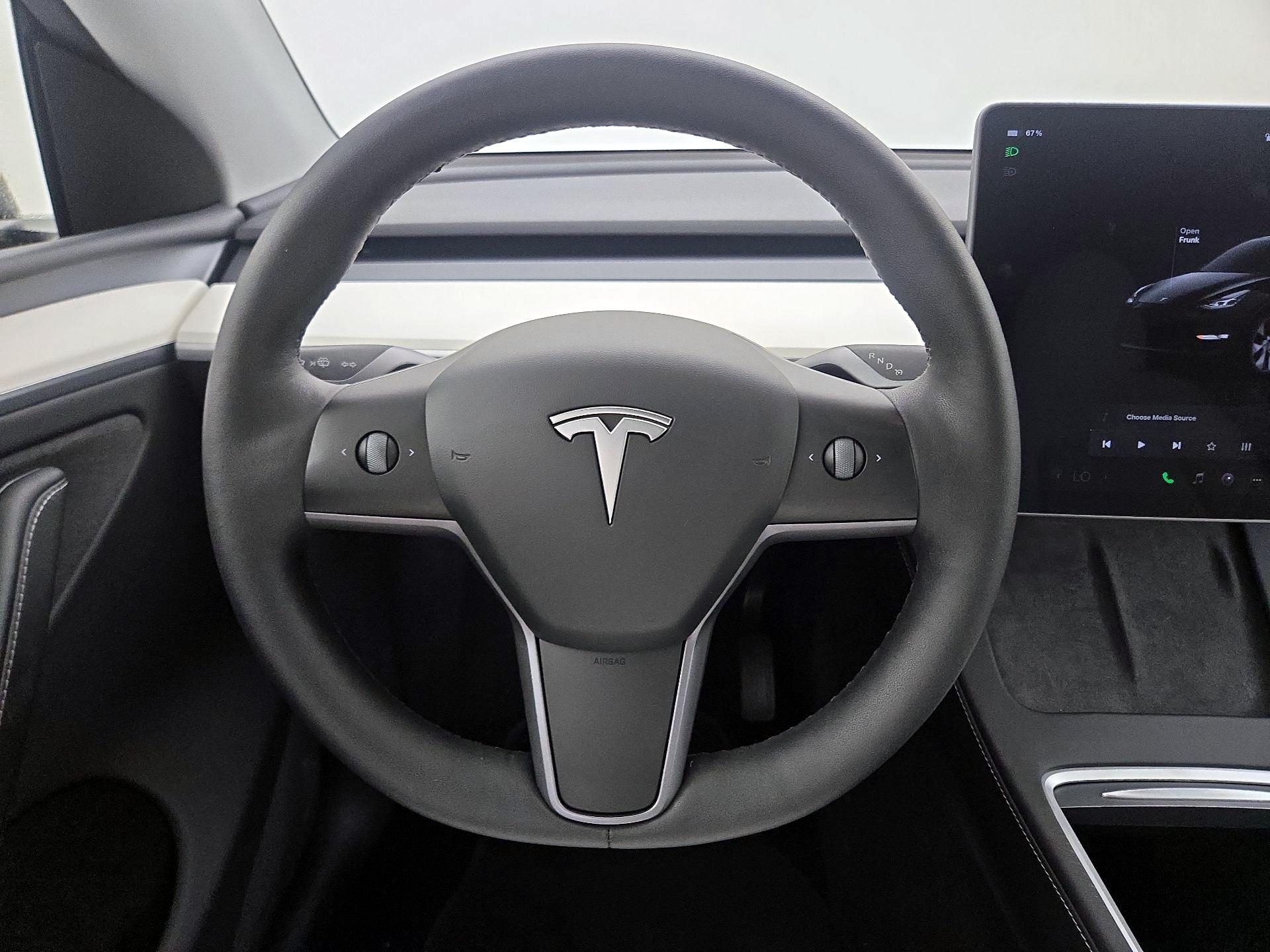 Thumbnail: 2024 Tesla Model Y - 10