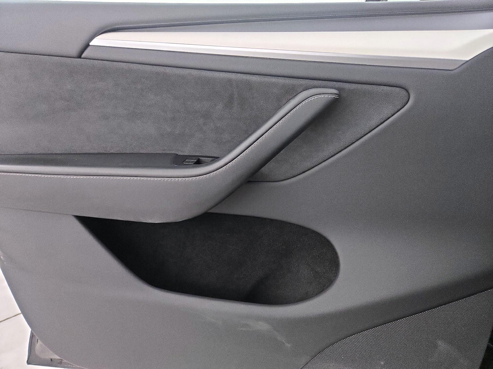 Thumbnail: 2024 Tesla Model Y - 12