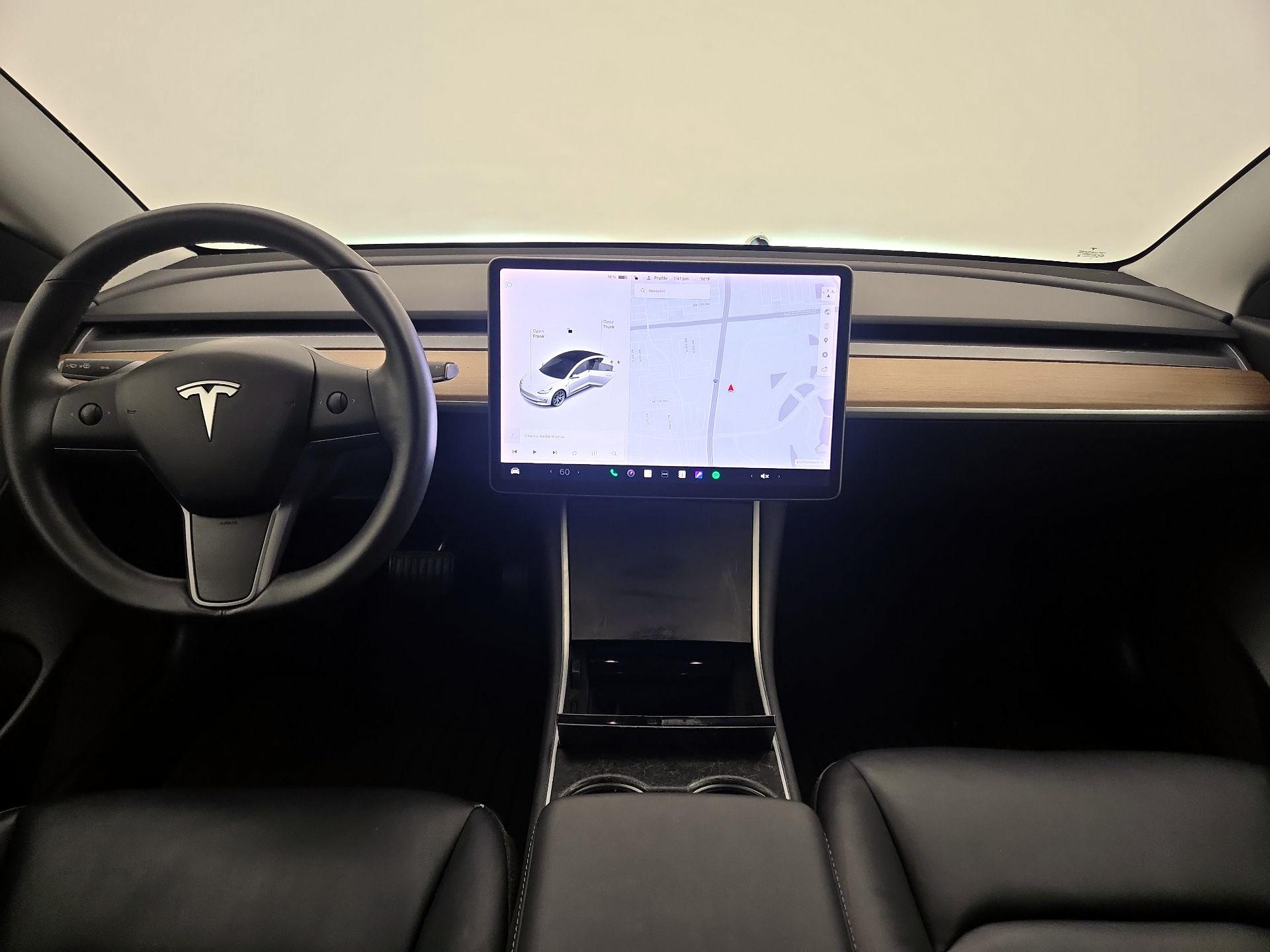 Thumbnail: 2020 Tesla Model 3 - 9