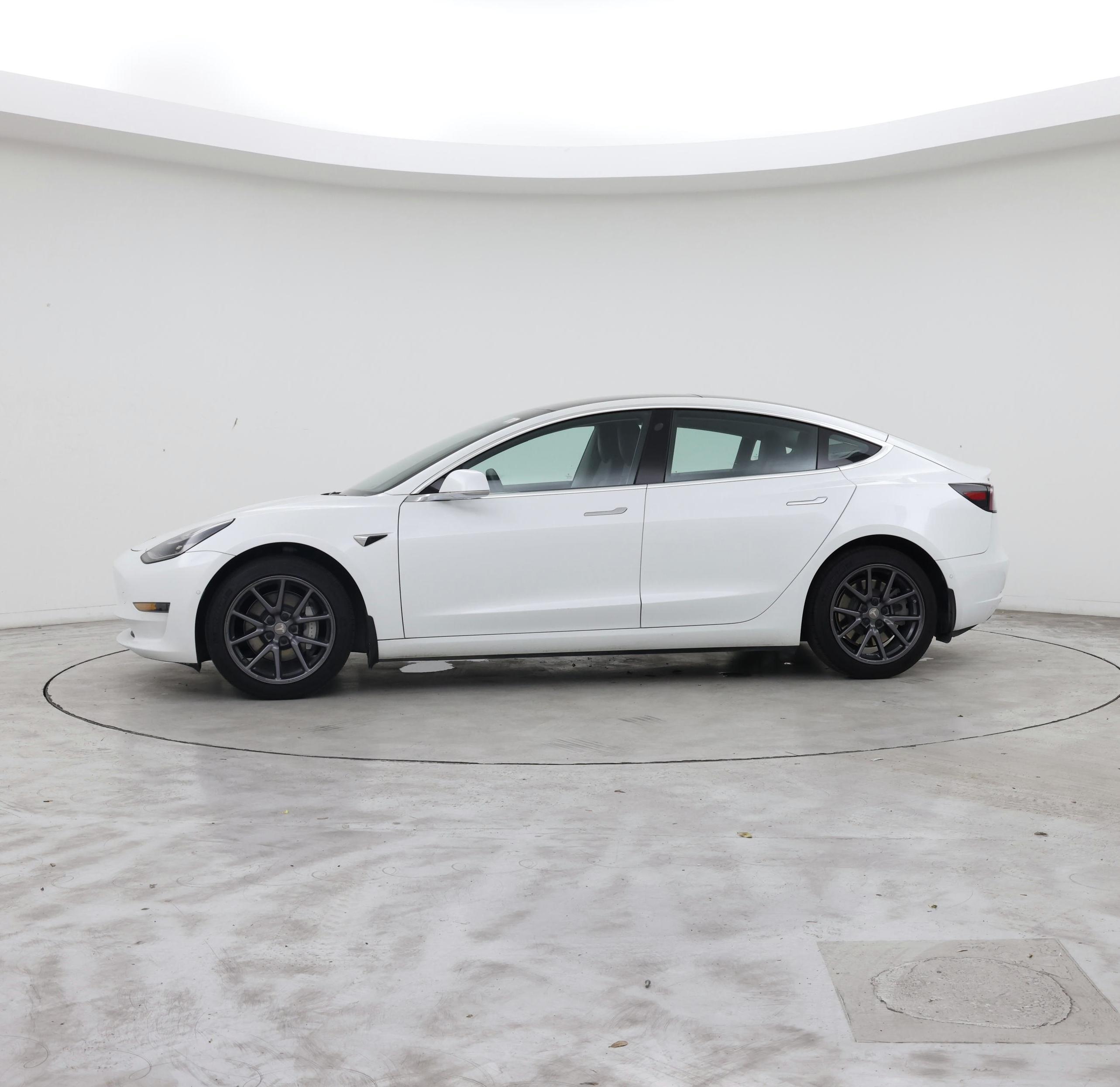 Thumbnail: 2020 Tesla Model 3 - 3