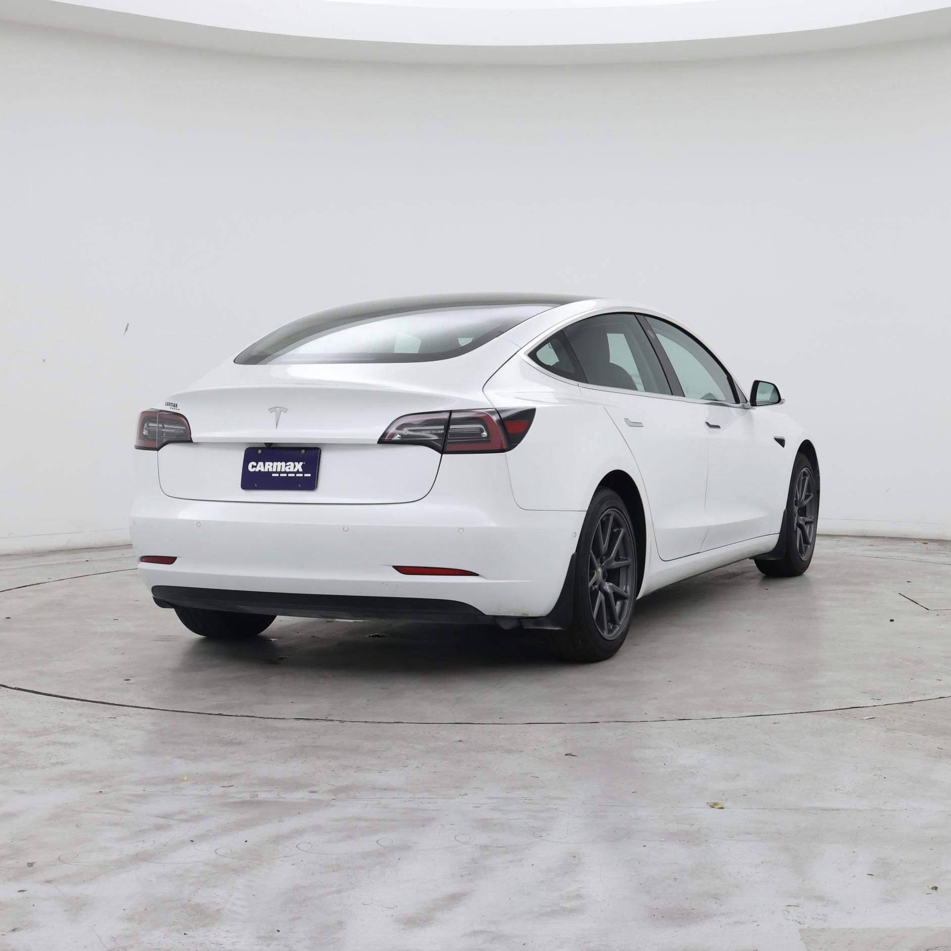 Thumbnail: 2020 Tesla Model 3 - 8