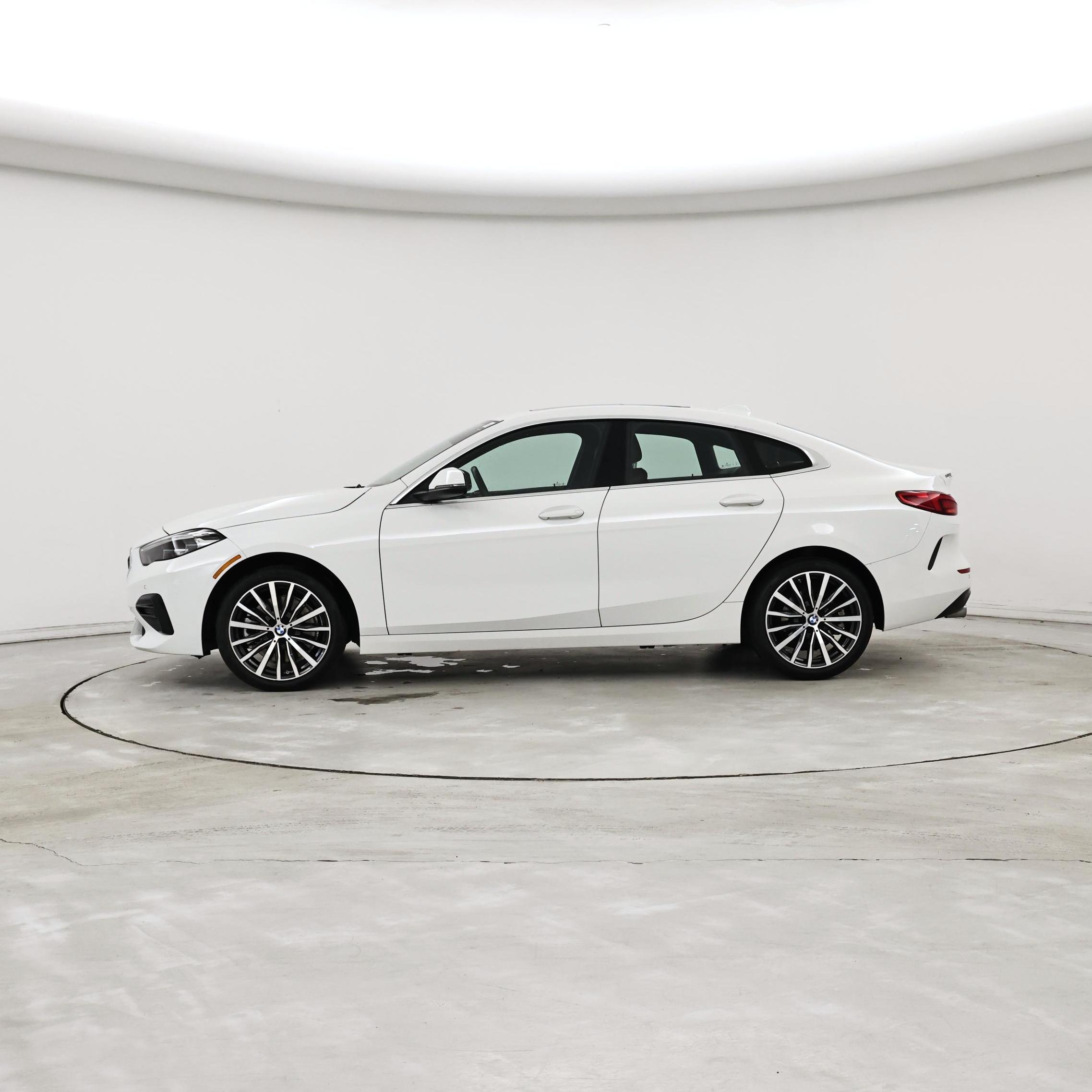 Thumbnail: 2024 BMW 2 Series - 3