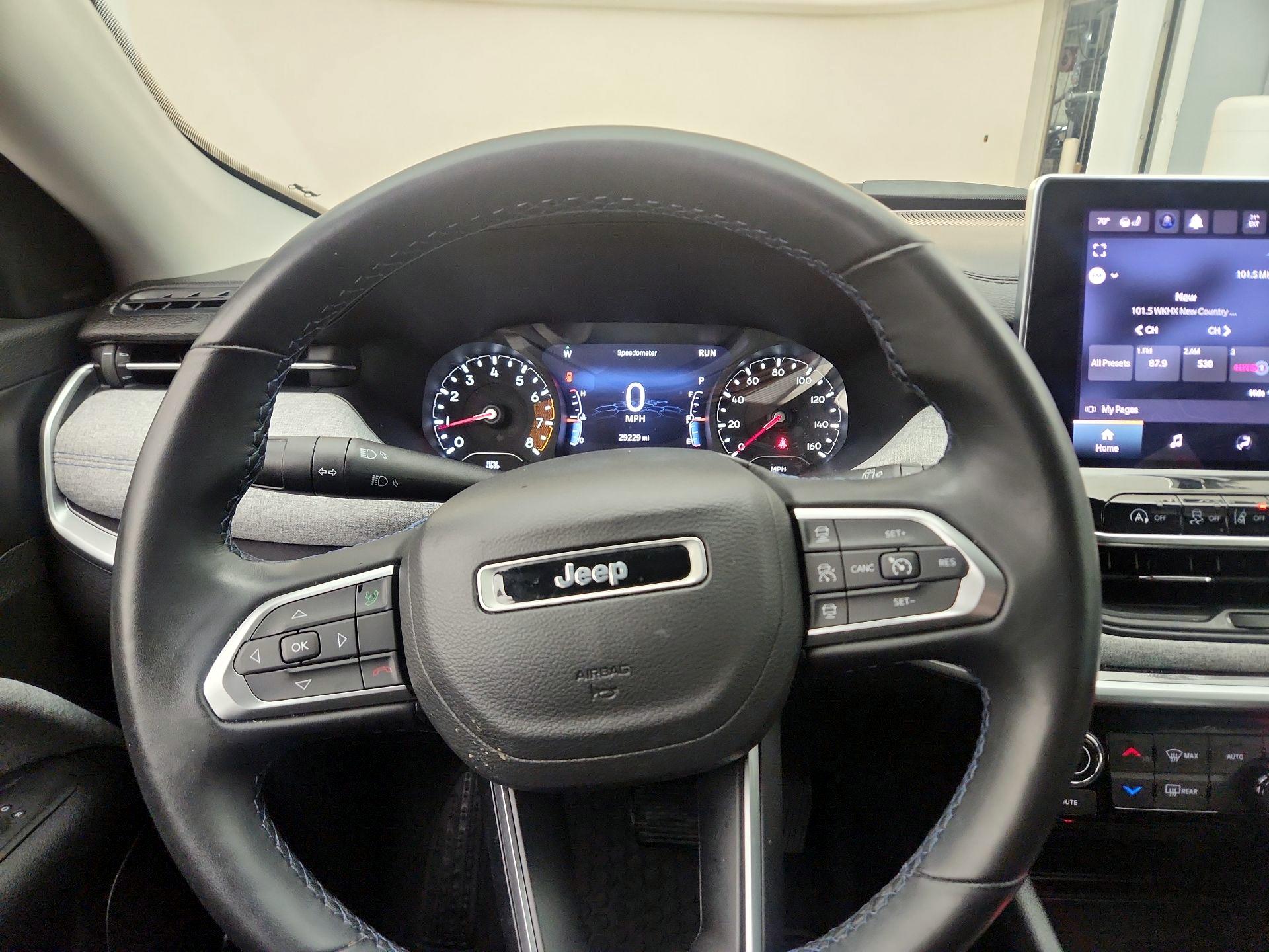 Thumbnail: 2022 Jeep Compass - 10