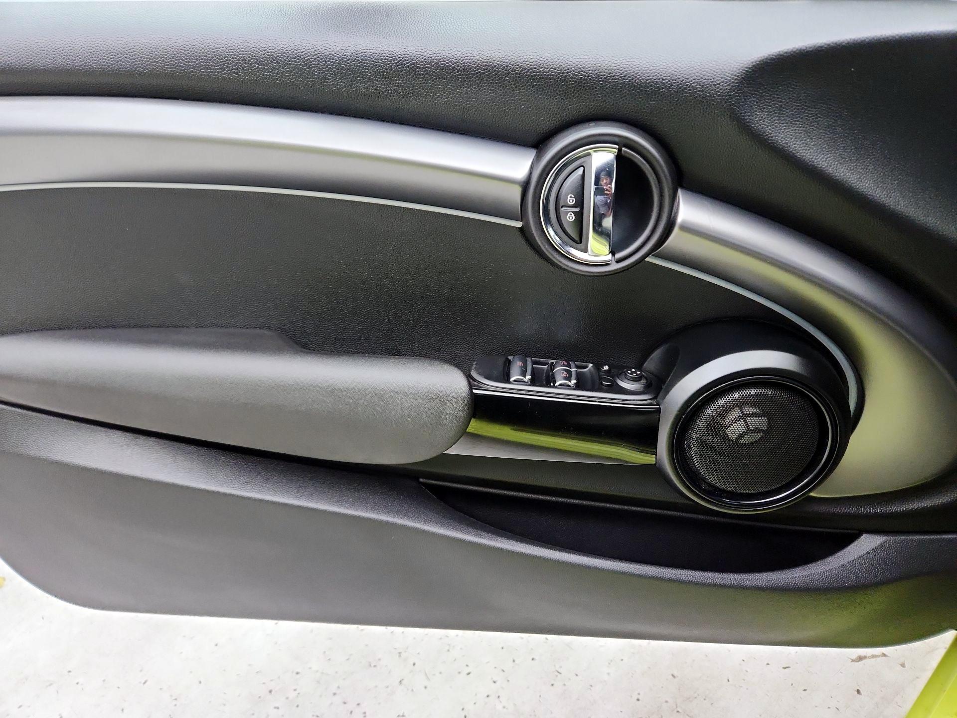 Thumbnail: 2023 MINI Cooper - 12