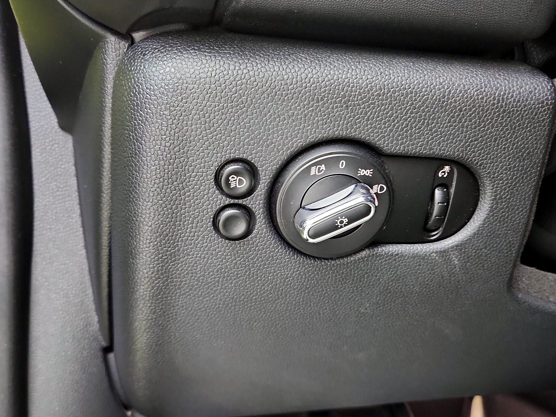 Thumbnail: 2023 MINI Cooper - 13