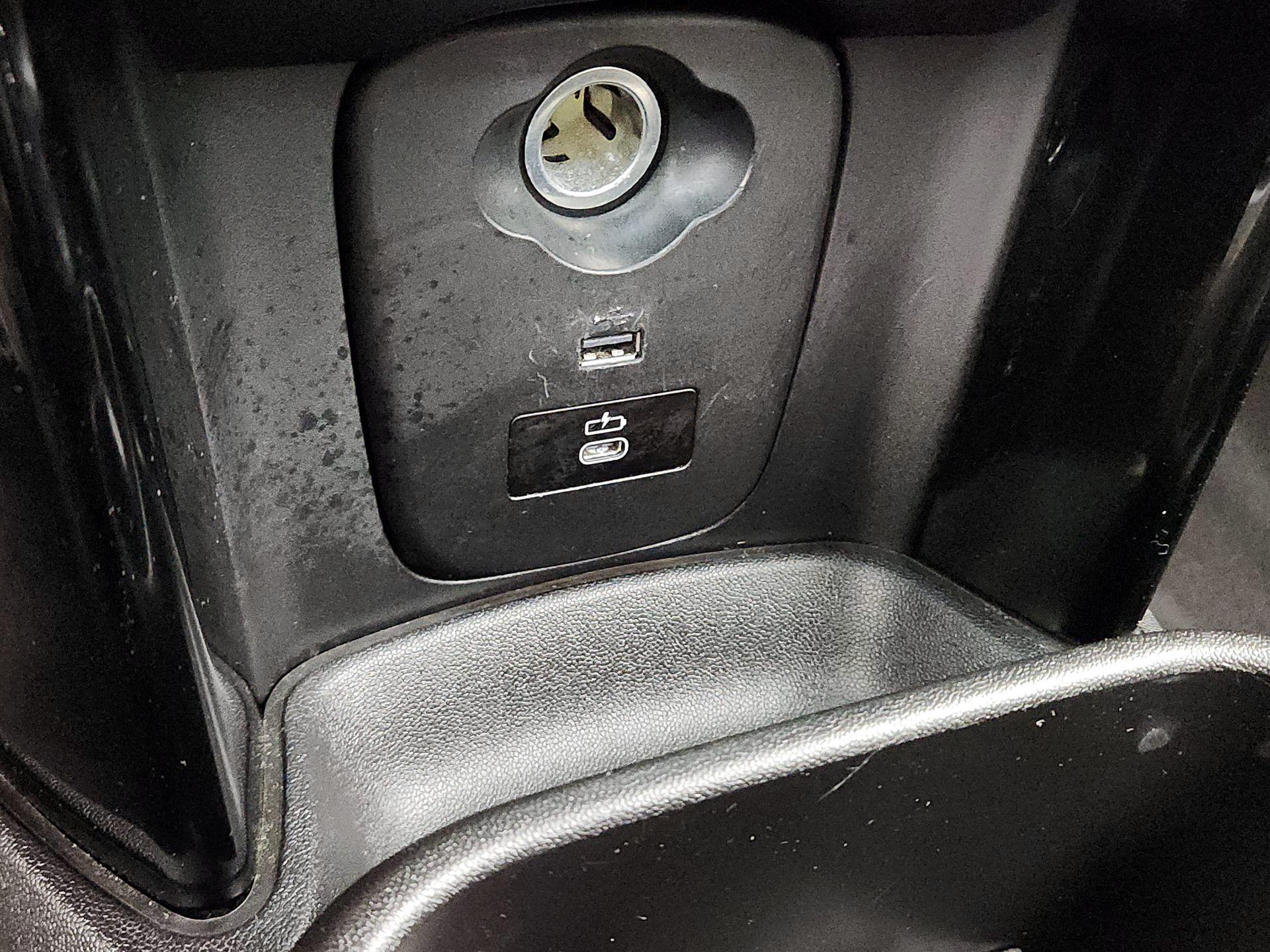 Thumbnail: 2023 MINI Cooper - 19