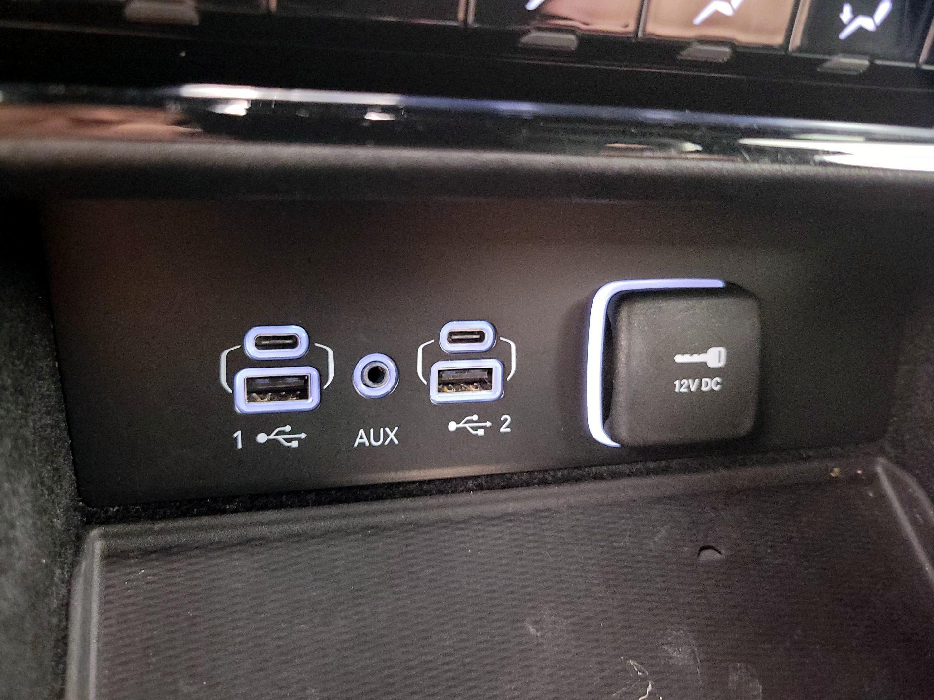 Thumbnail: 2022 Jeep Grand Cherokee L - 18