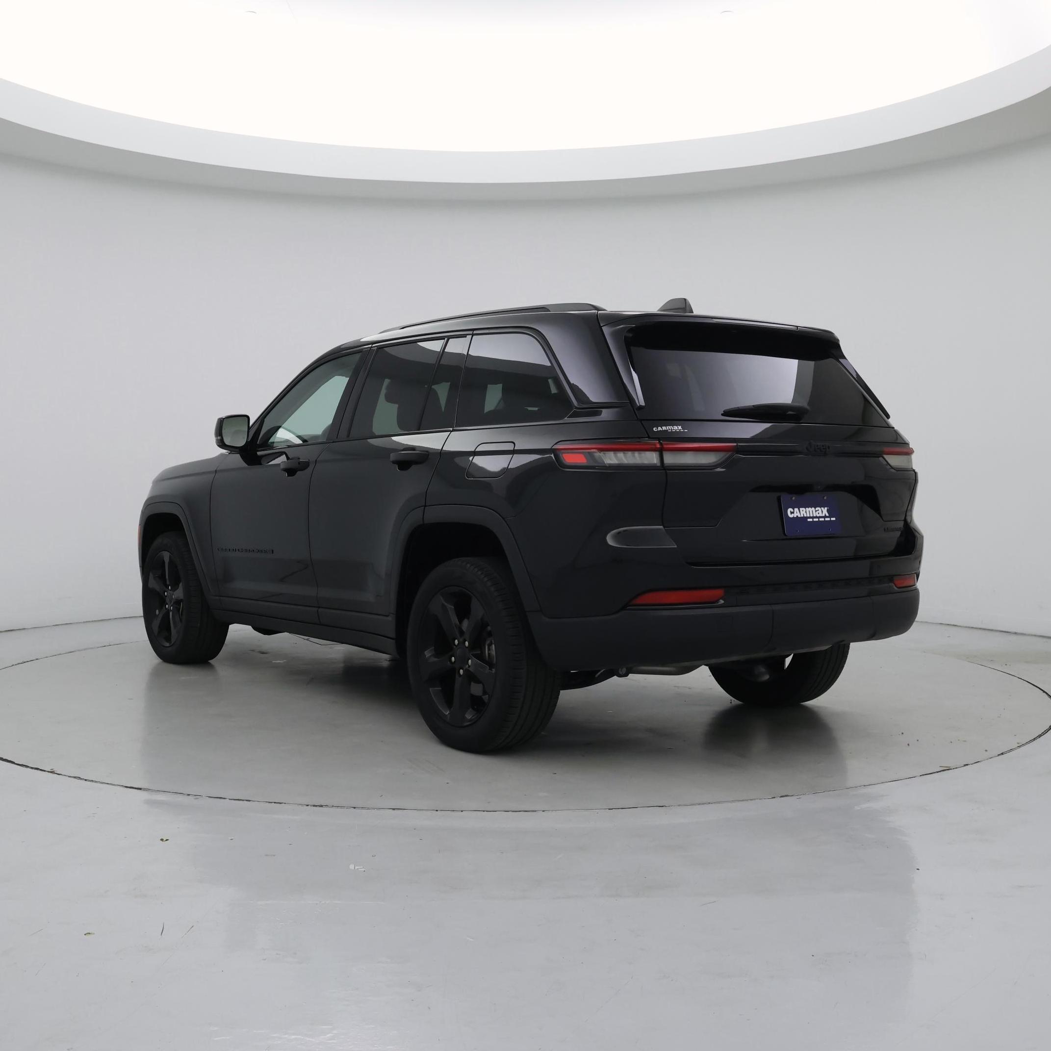 Thumbnail: 2023 Jeep Grand Cherokee - 2