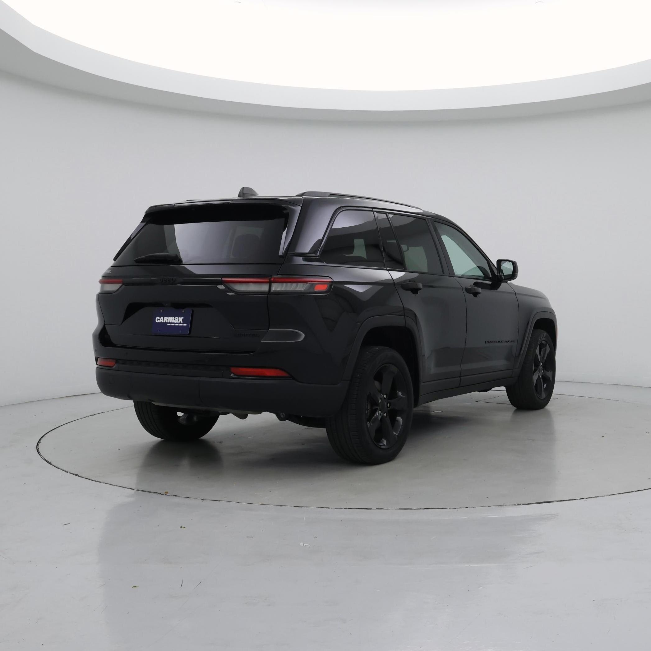 Thumbnail: 2023 Jeep Grand Cherokee - 8