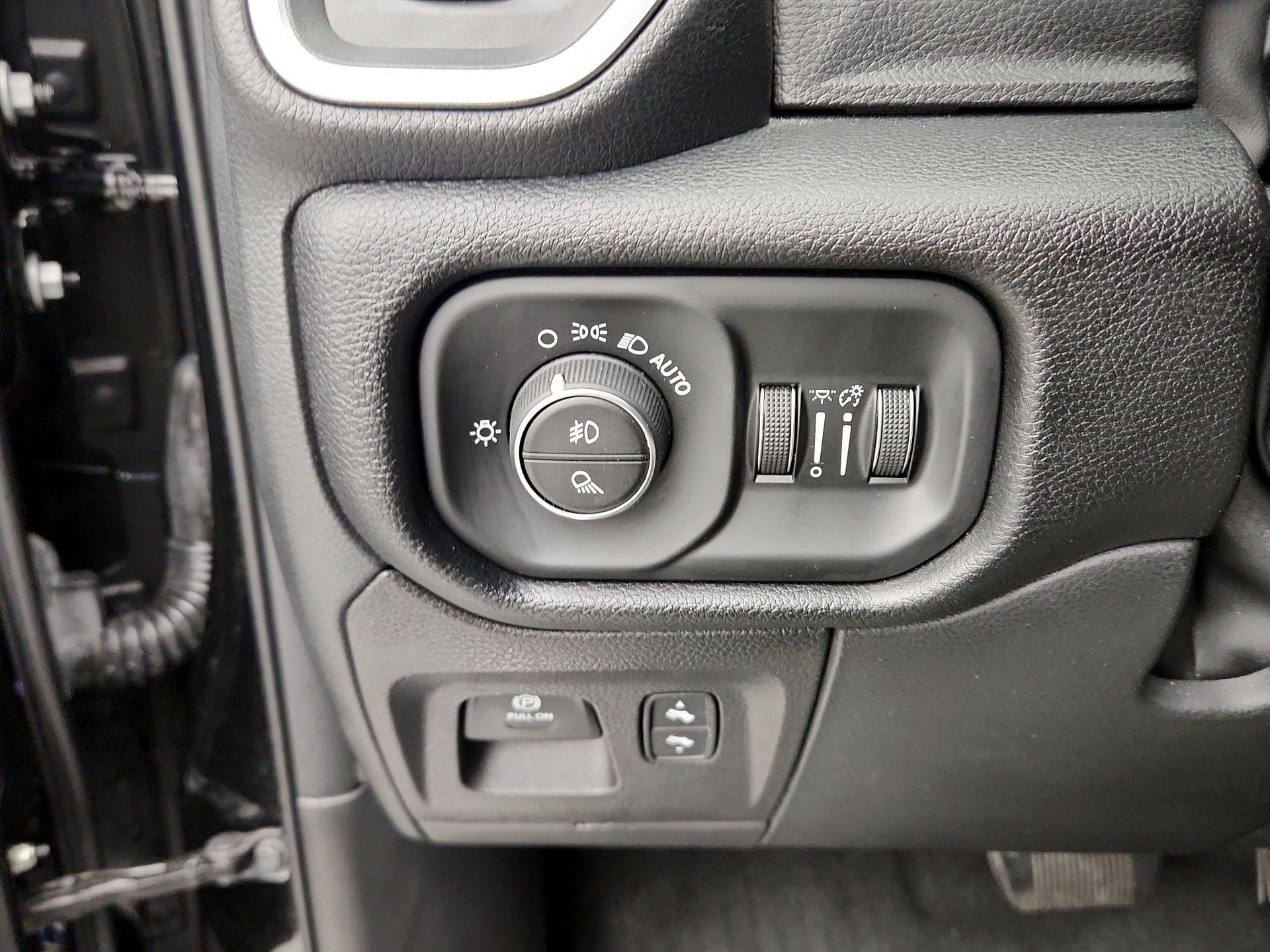 Thumbnail: 2022 RAM 1500 - 13