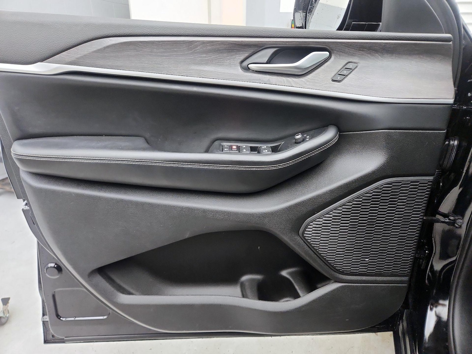 2023 Jeep Grand Cherokee Limited - Photo 13