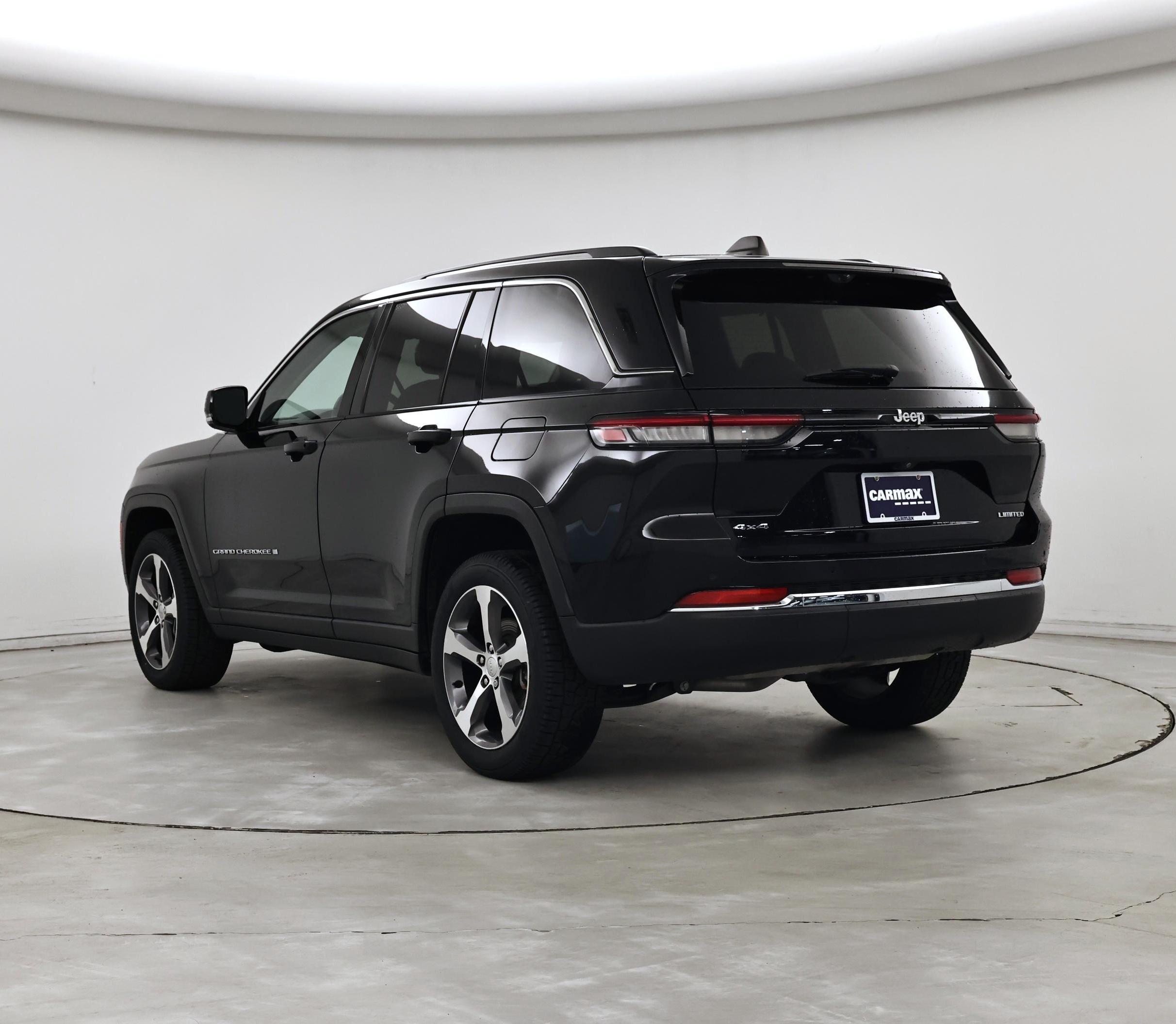 Thumbnail: 2023 Jeep Grand Cherokee - 2