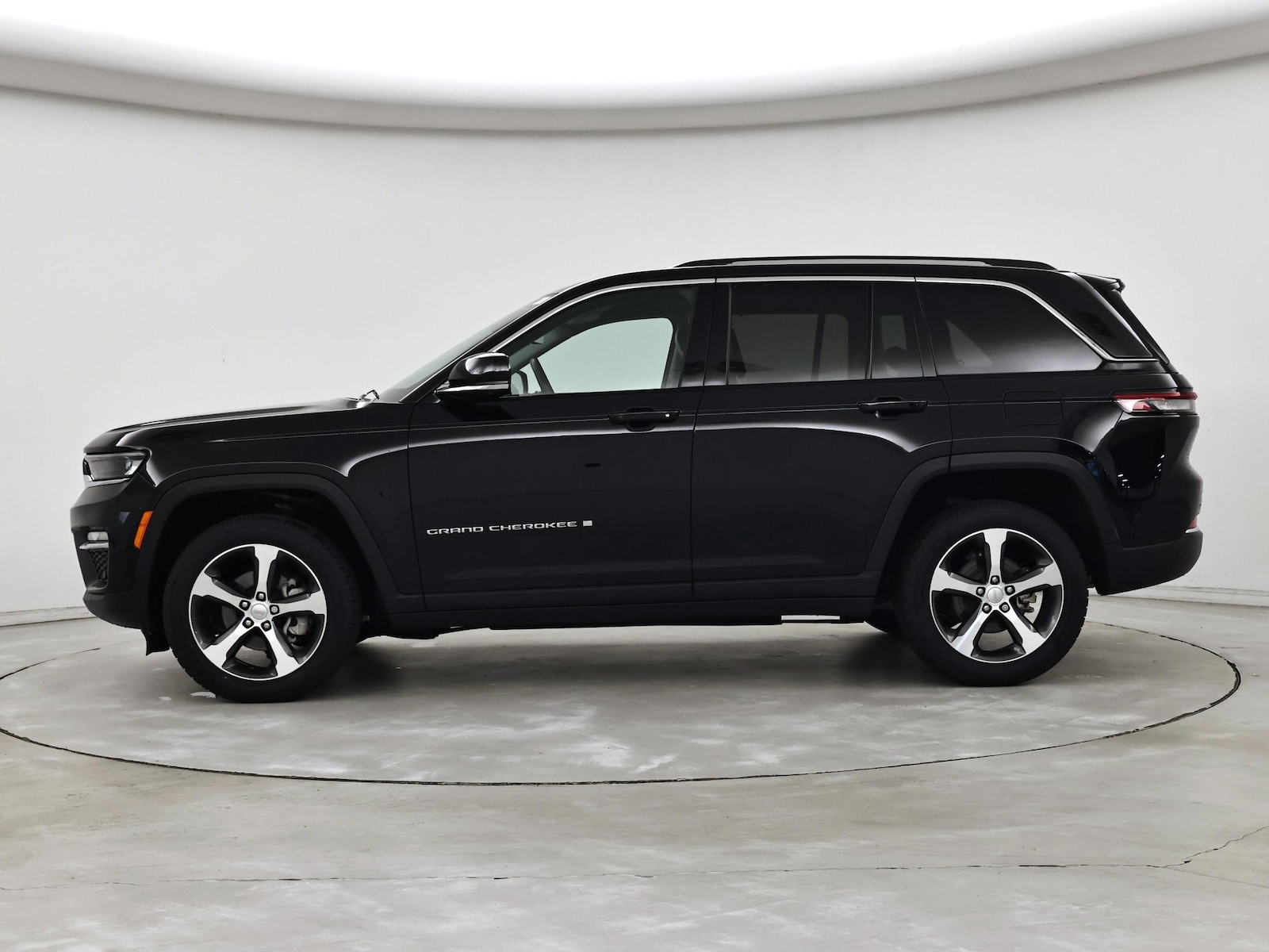 2023 Jeep Grand Cherokee Limited - Photo 4