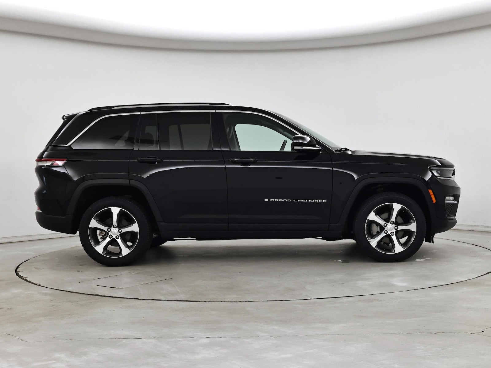 2023 Jeep Grand Cherokee Limited - Photo 8