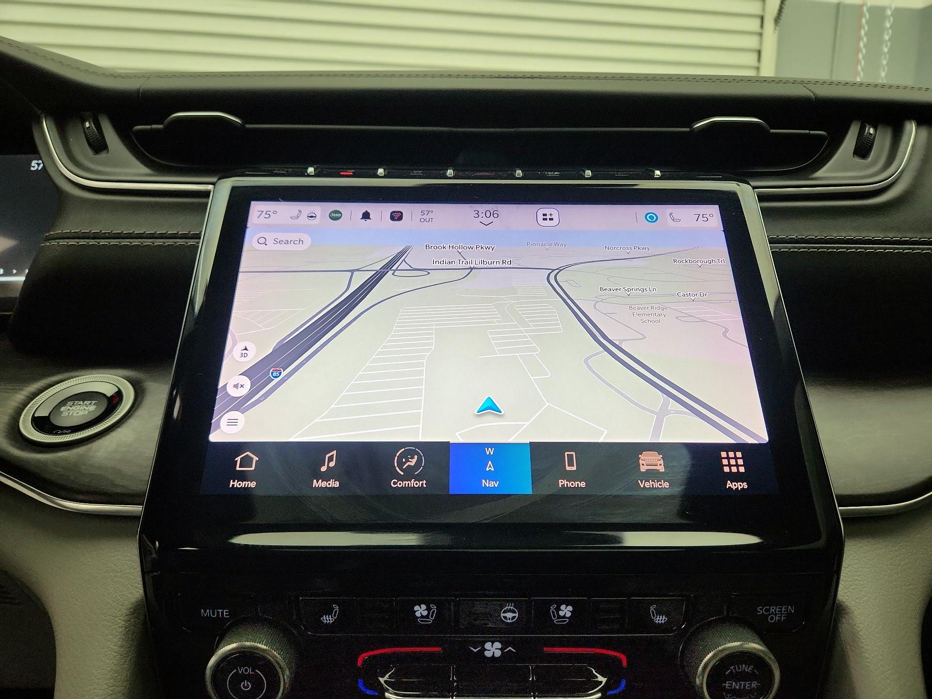 Thumbnail: 2022 Jeep Grand Cherokee L - 14