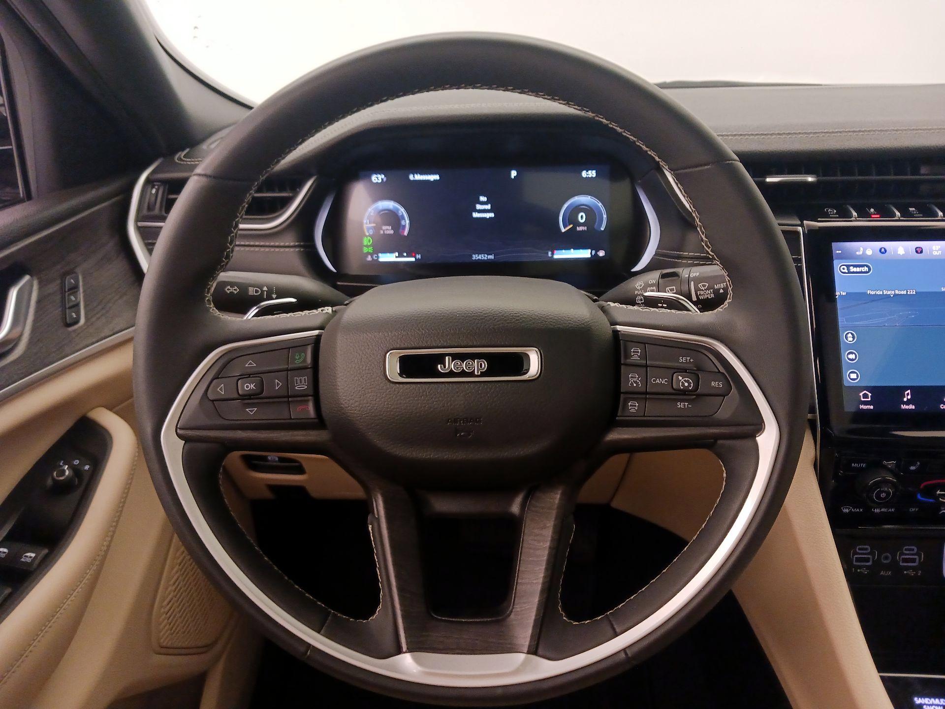 Thumbnail: 2023 Jeep Grand Cherokee - 10