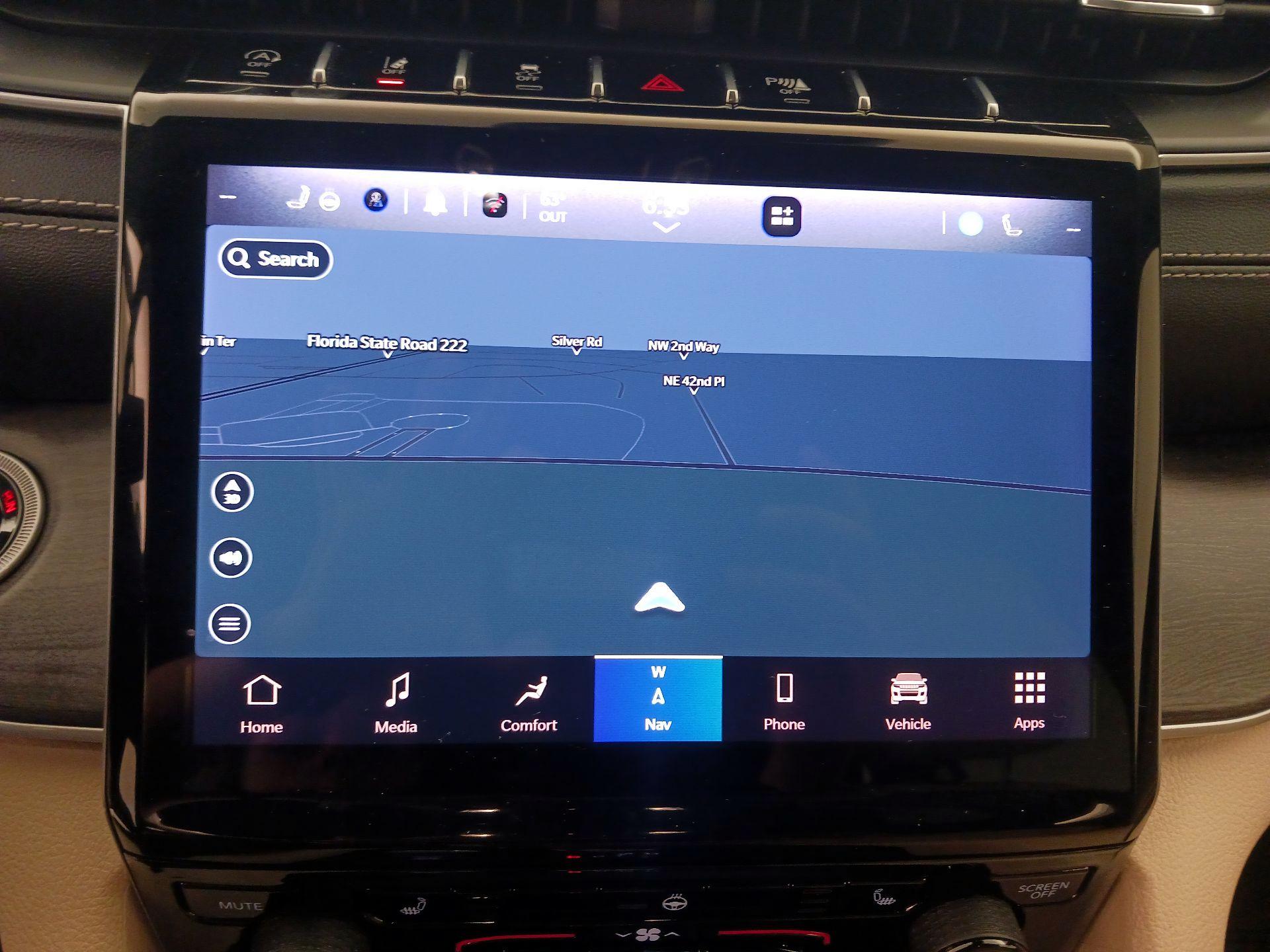 Thumbnail: 2023 Jeep Grand Cherokee - 14