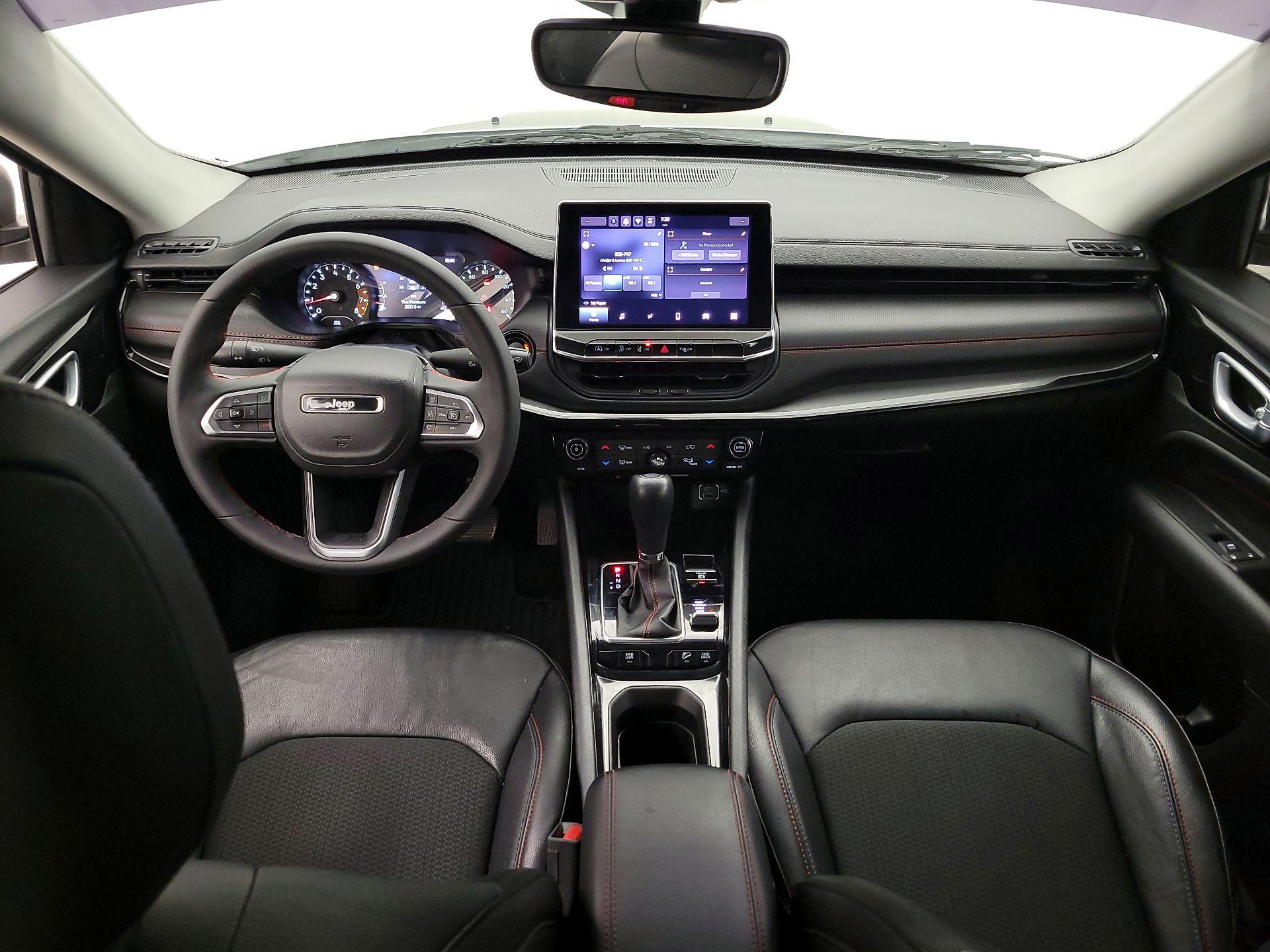 Thumbnail: 2022 Jeep Compass - 9