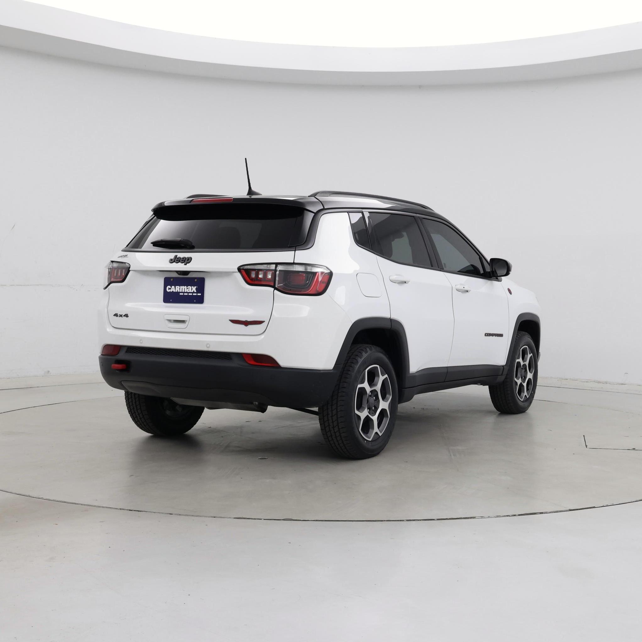 Thumbnail: 2022 Jeep Compass - 8