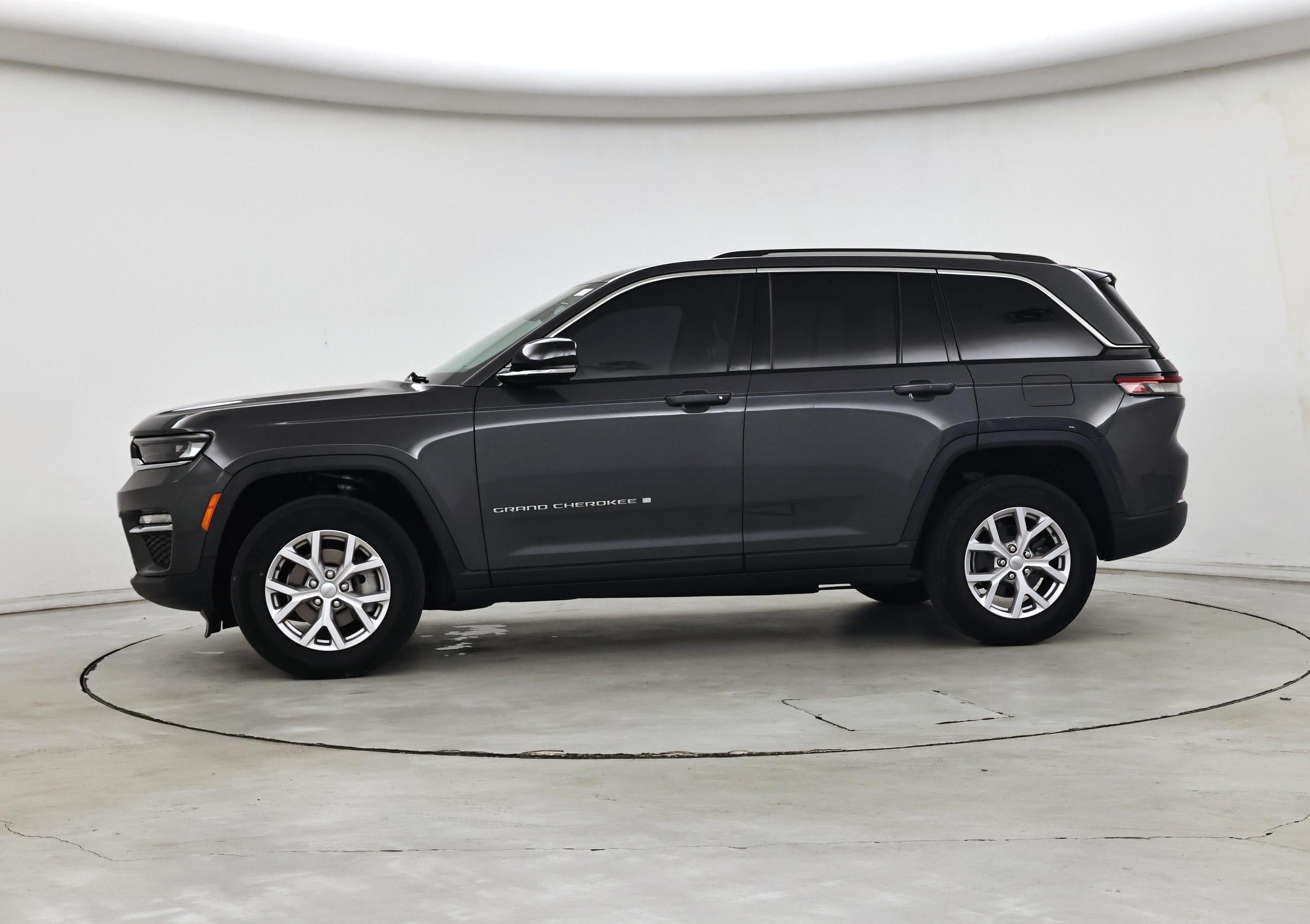 Thumbnail: 2022 Jeep Grand Cherokee - 3