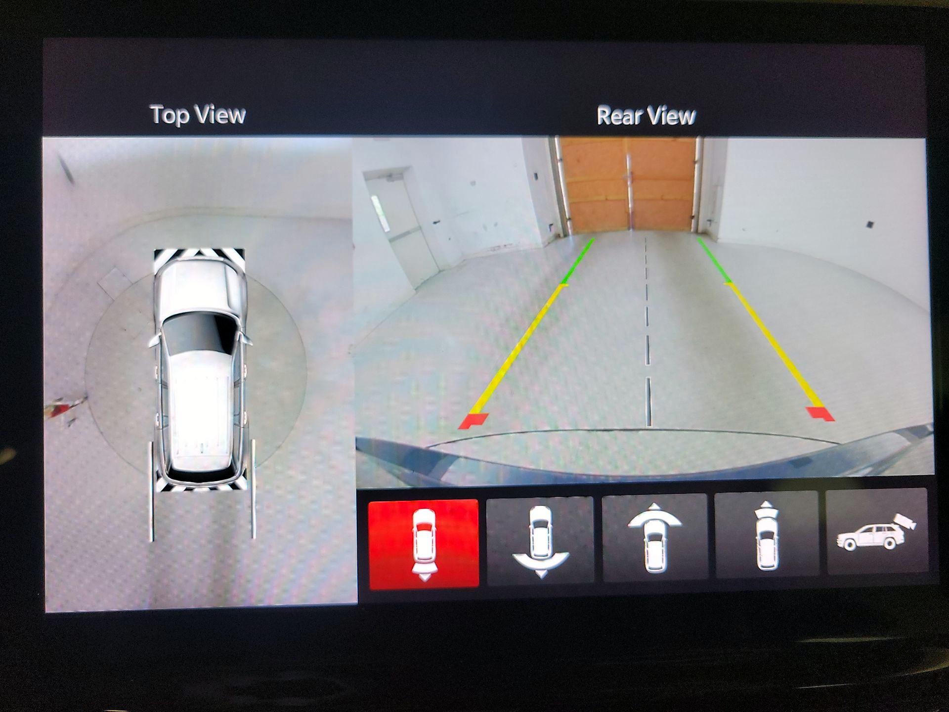 Thumbnail: 2023 Jeep Grand Cherokee - 15