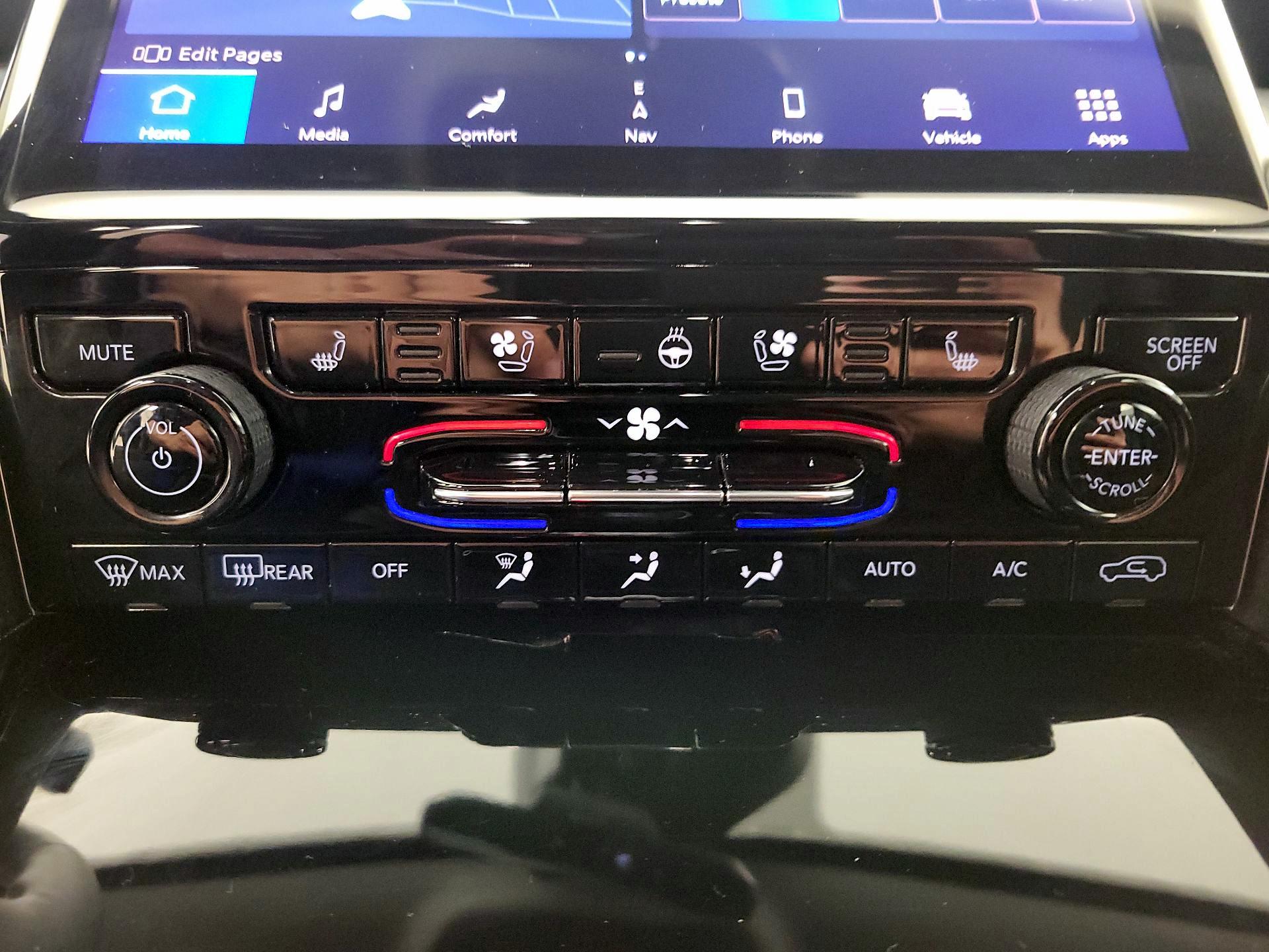 Thumbnail: 2023 Jeep Grand Cherokee - 17