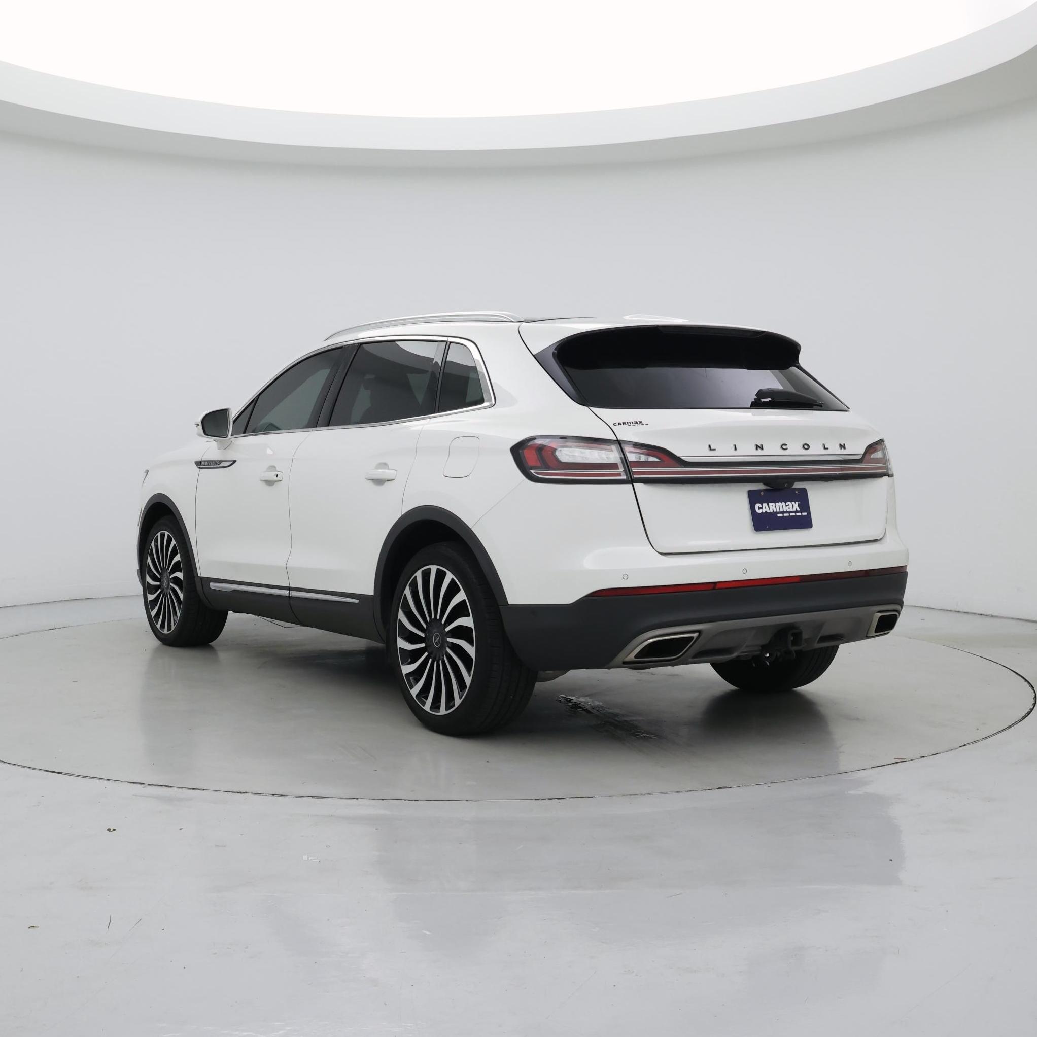 Thumbnail: 2022 Lincoln Nautilus - 2