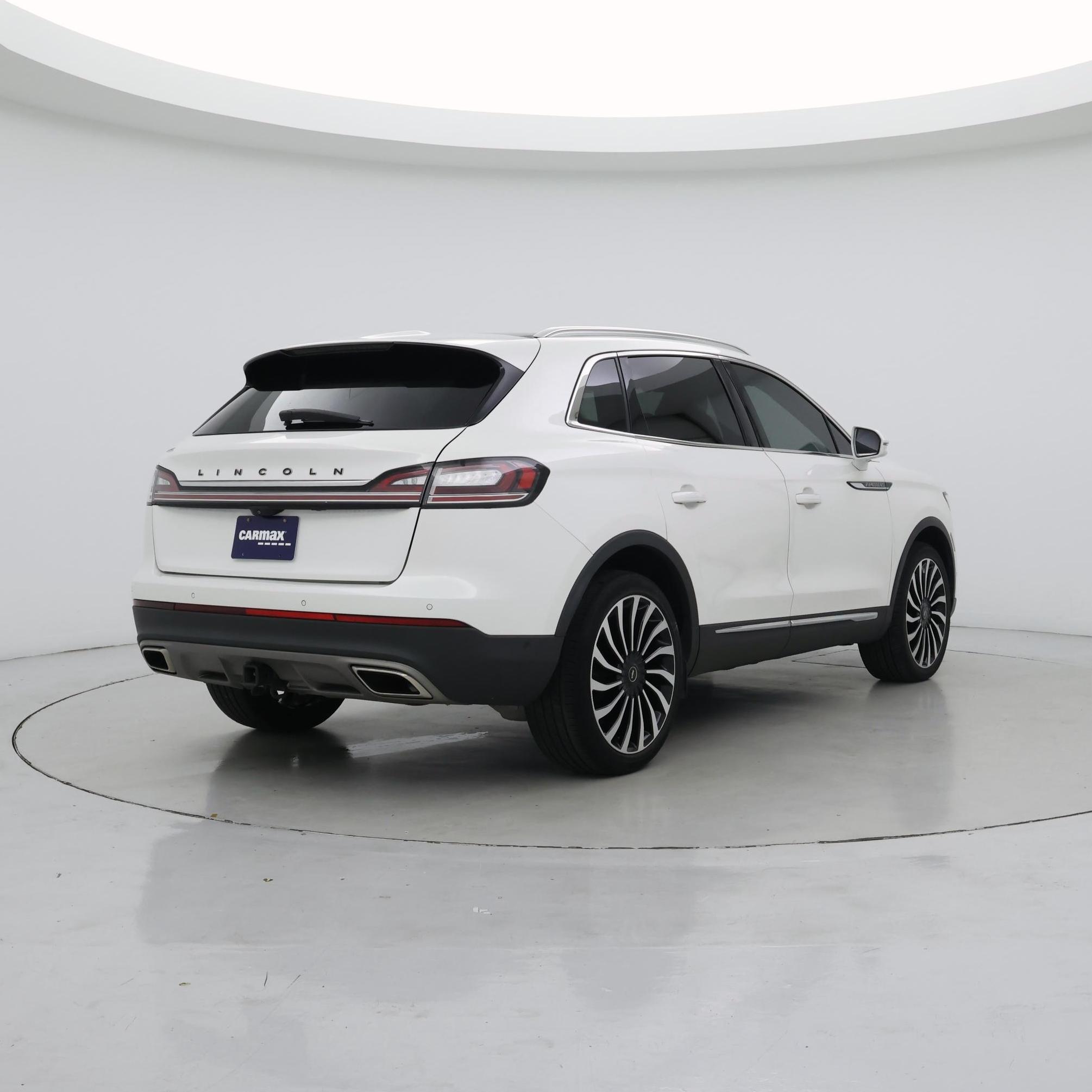 Thumbnail: 2022 Lincoln Nautilus - 8